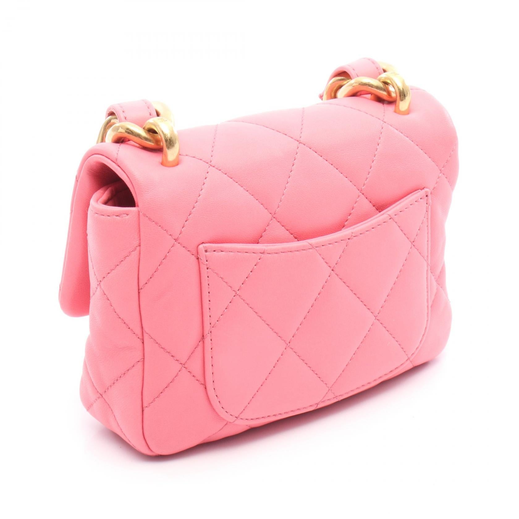 Chanel Matelasse Leather Shoulder Bag