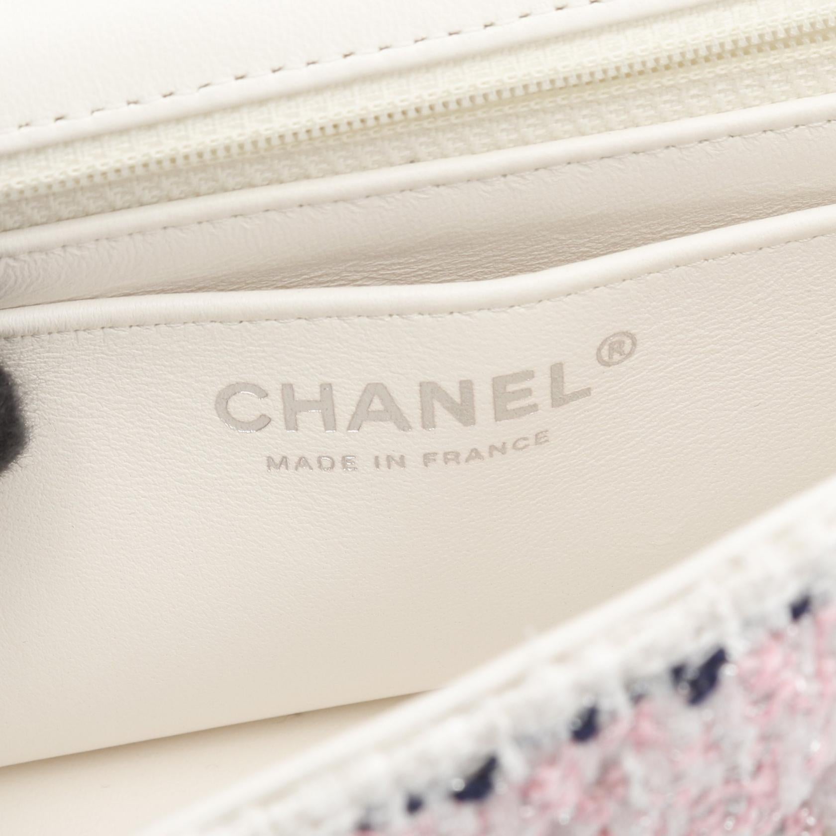 Chanel Matelassé Fabric Shoulder Bag