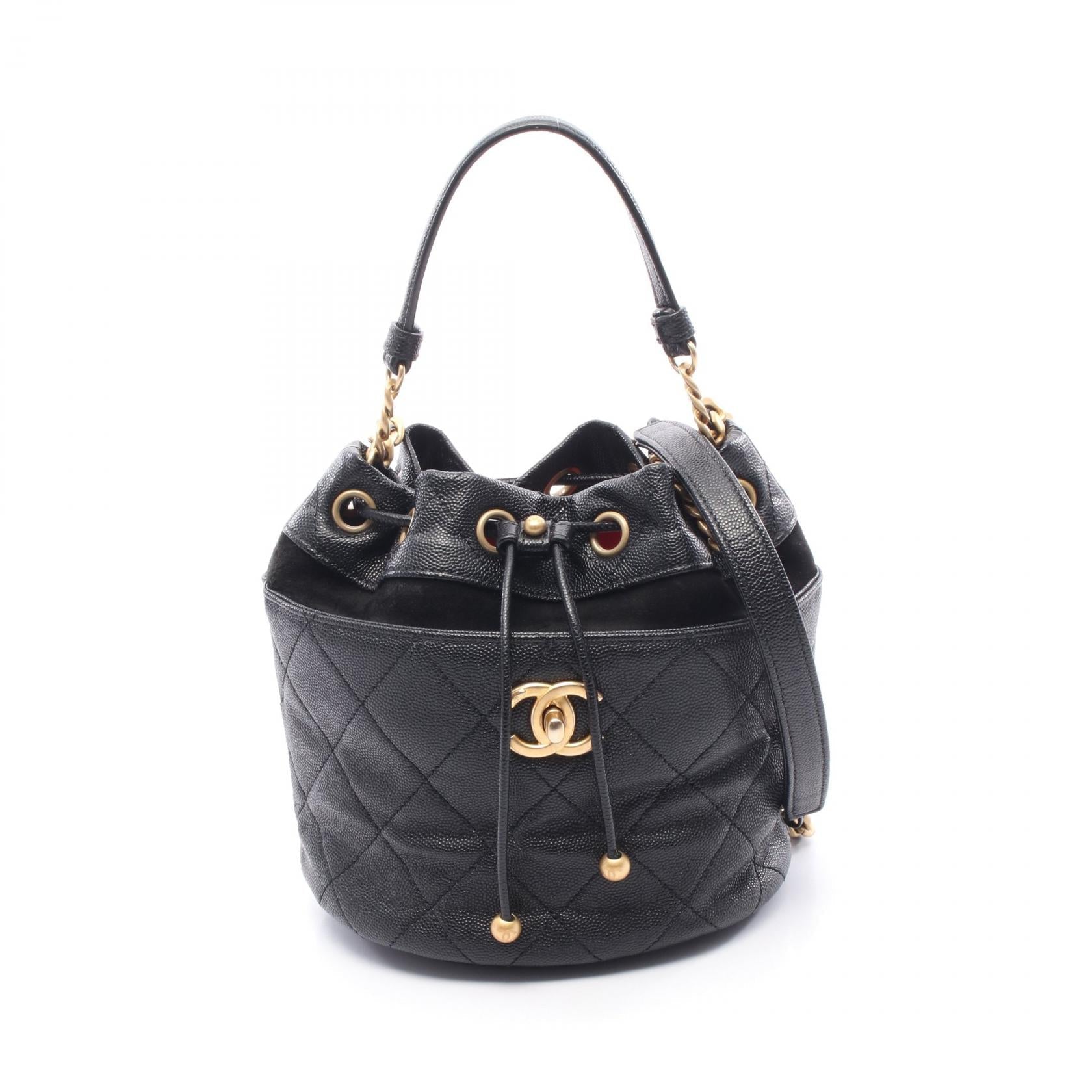 Chanel Matelasse Calf Shoulder Bag