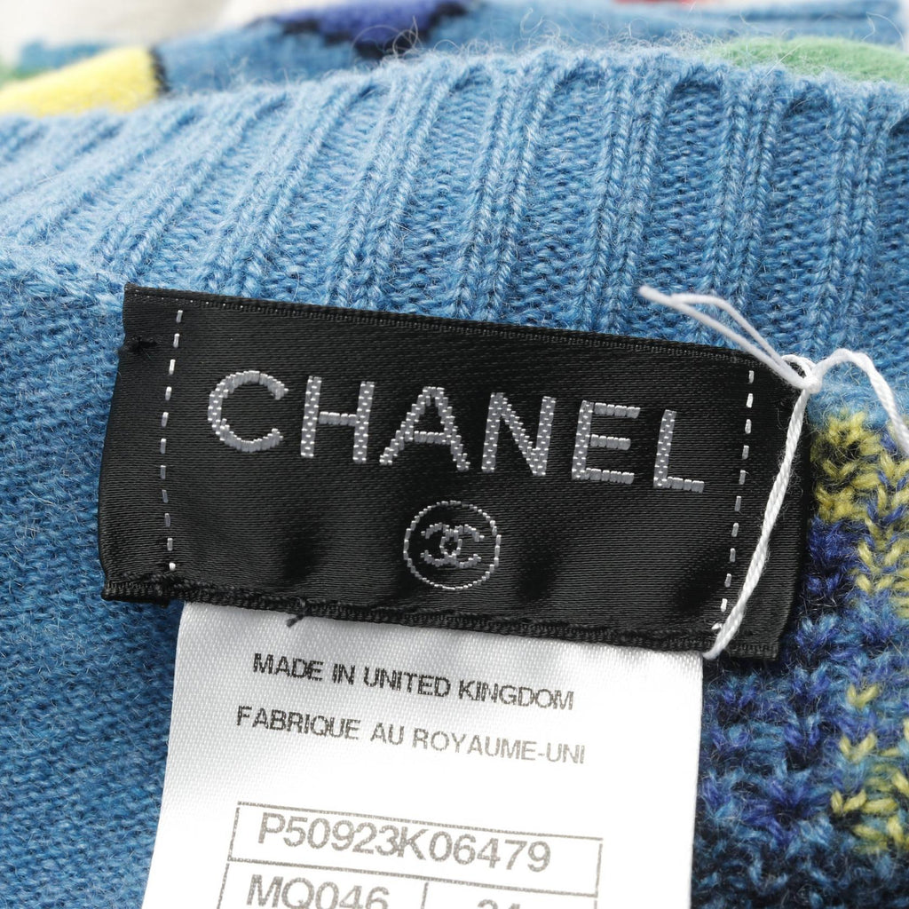 Chanel Dubai Collection Cashmere igan