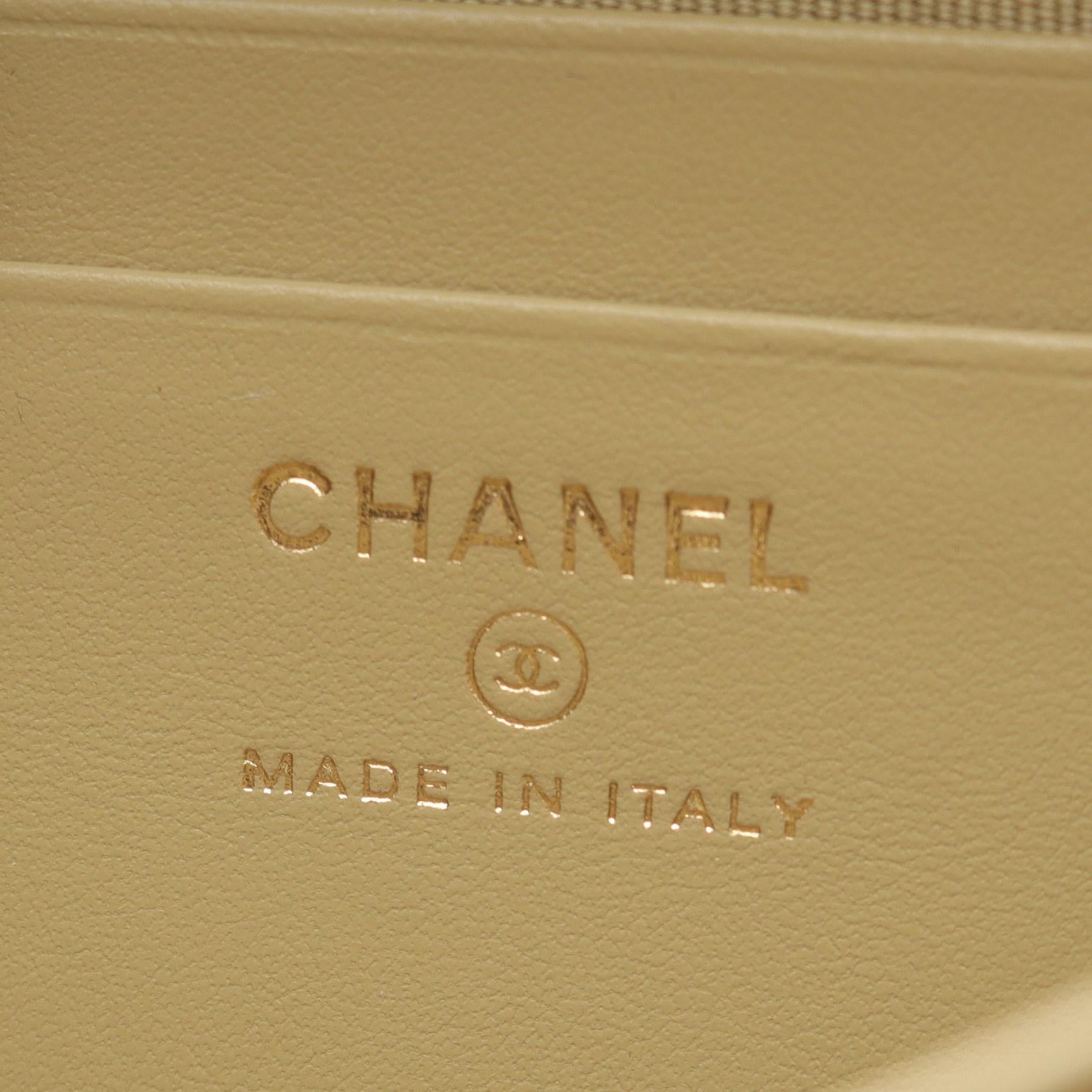 Chanel Matelasse Calf Shoulder Bag