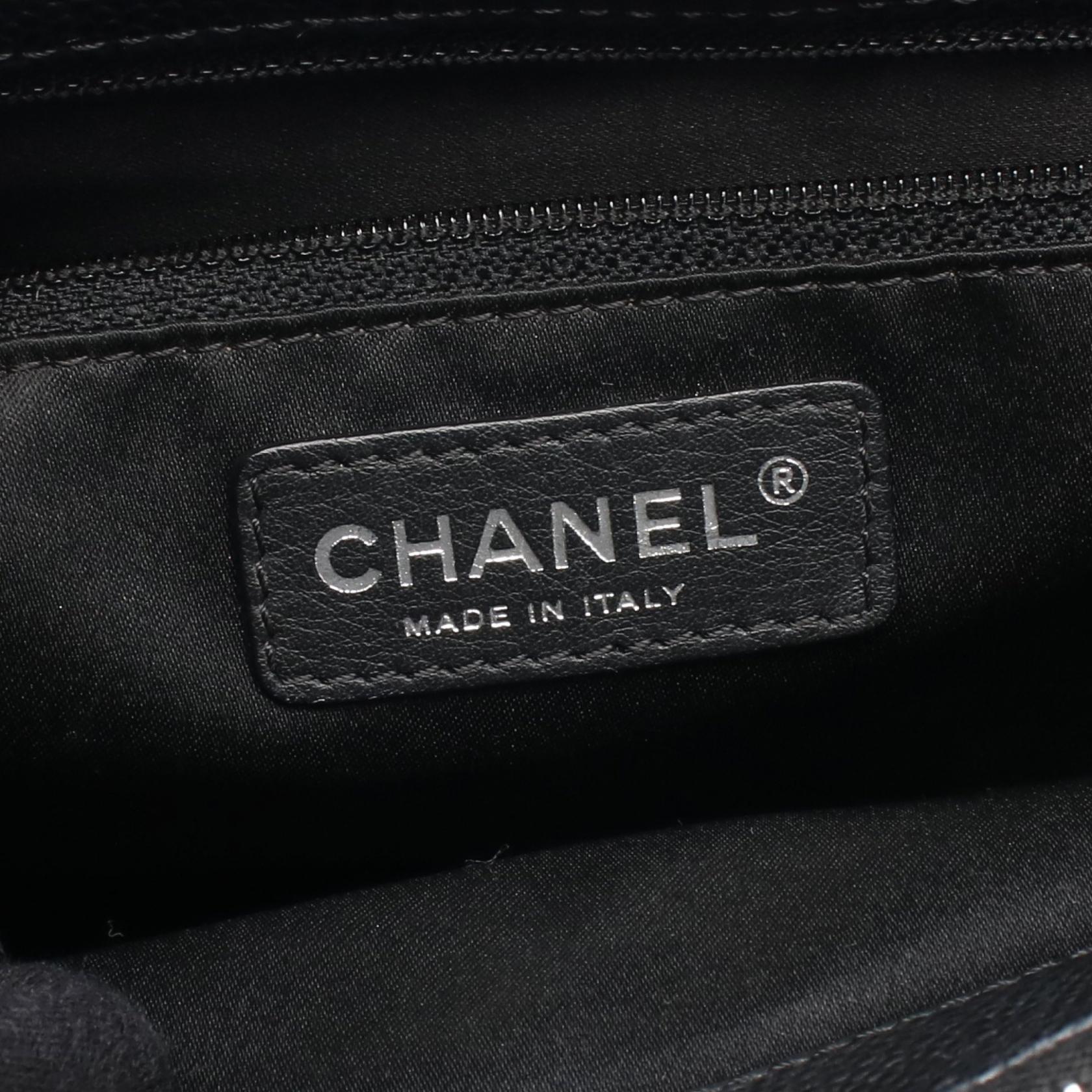 Chanel Matelasse Grand Shopping Tote Calf Tote Bag