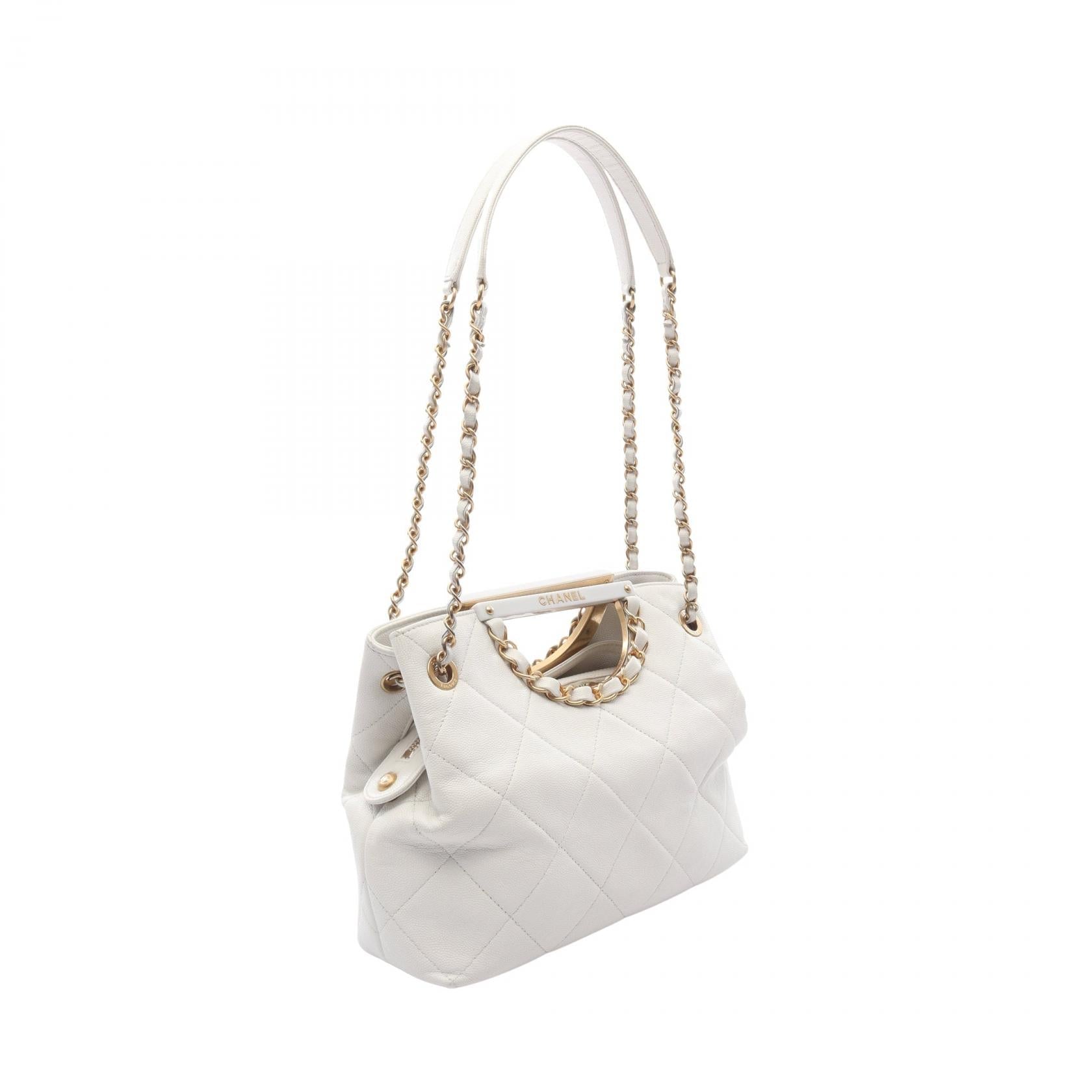 Chanel Matelassé Grained Calfskin Shoulder Bag