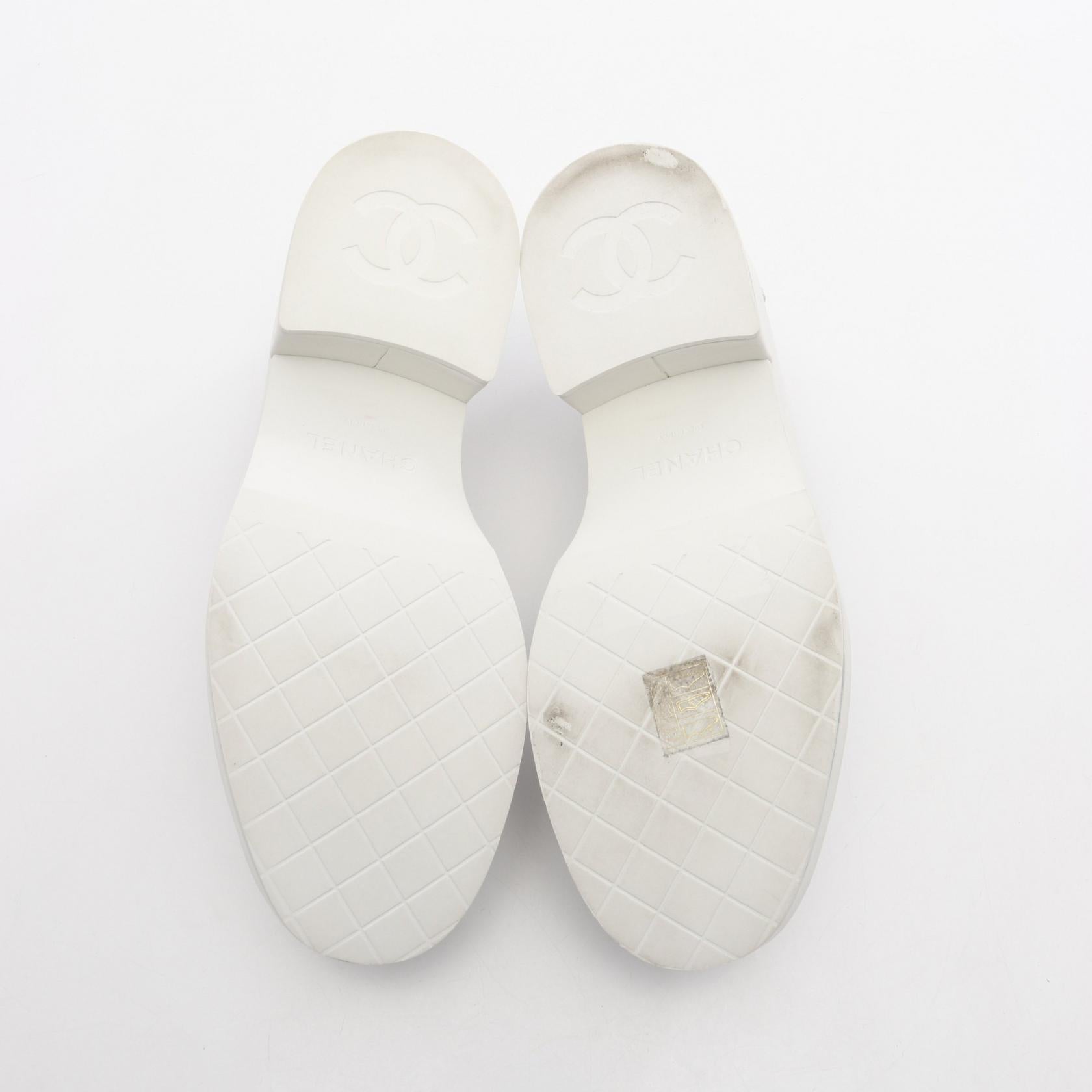 Chanel Coco Mark Leather Loafers