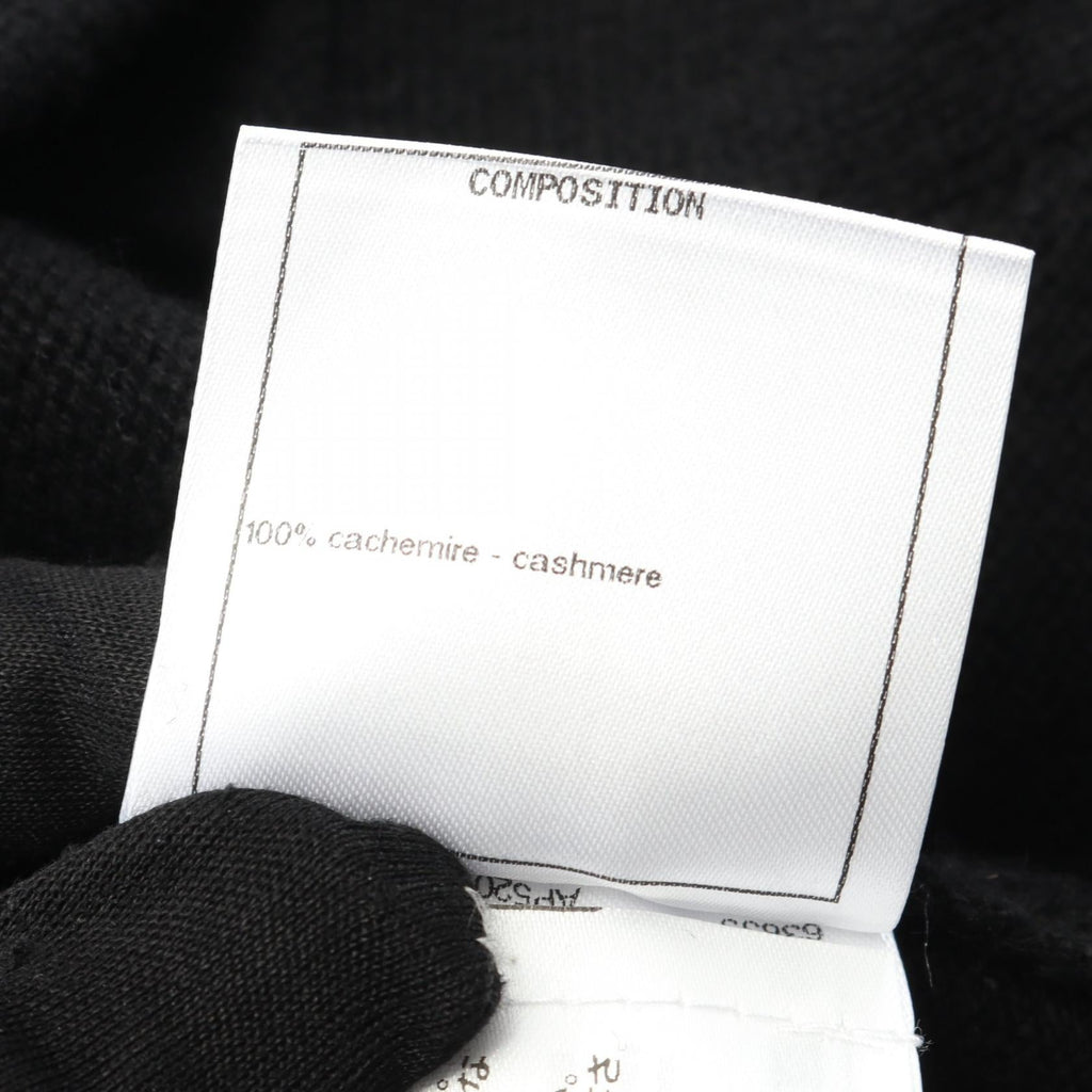 Chanel Coco Mark Button Cashmere igan