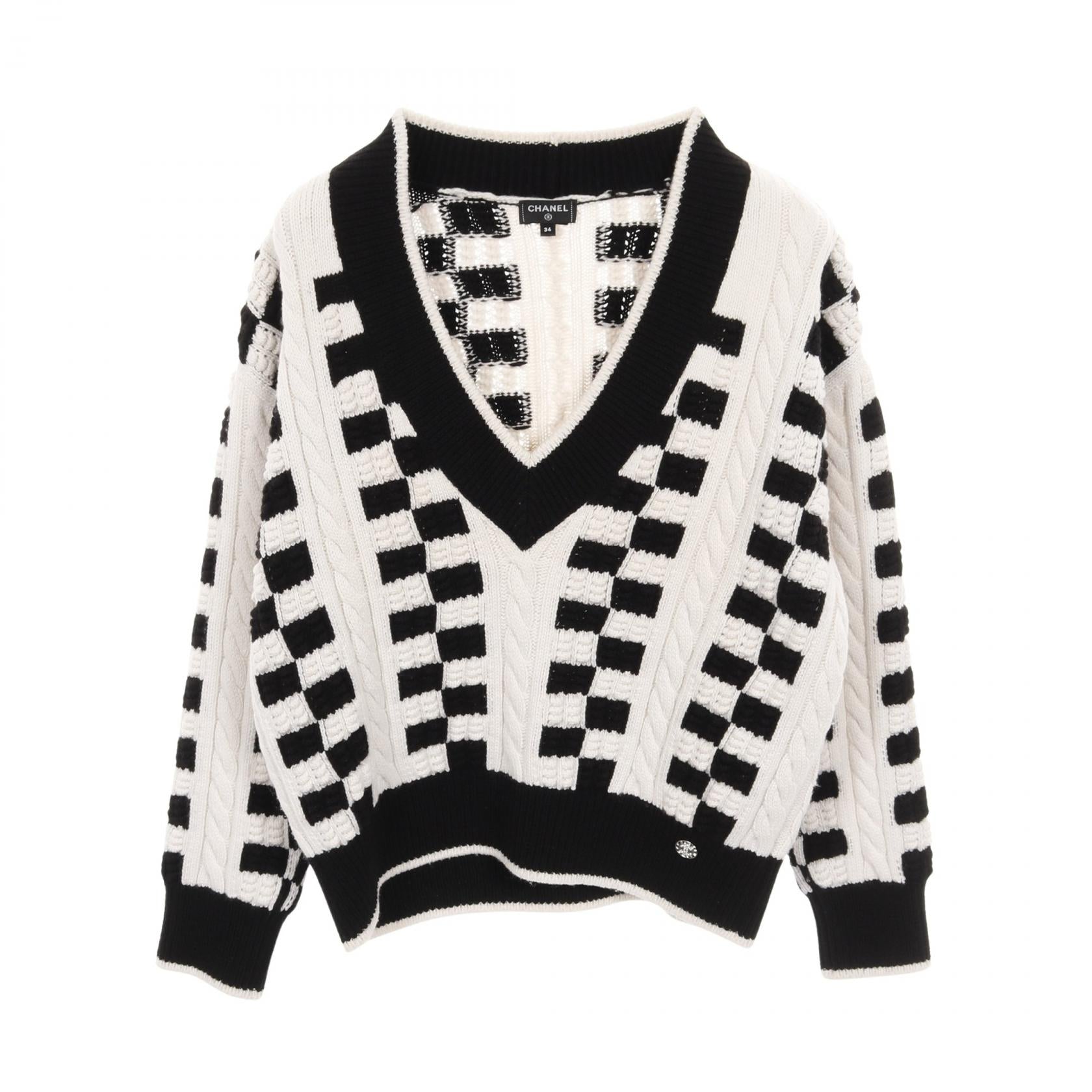 Chanel Coco Mark Button Cashmere Knitwear