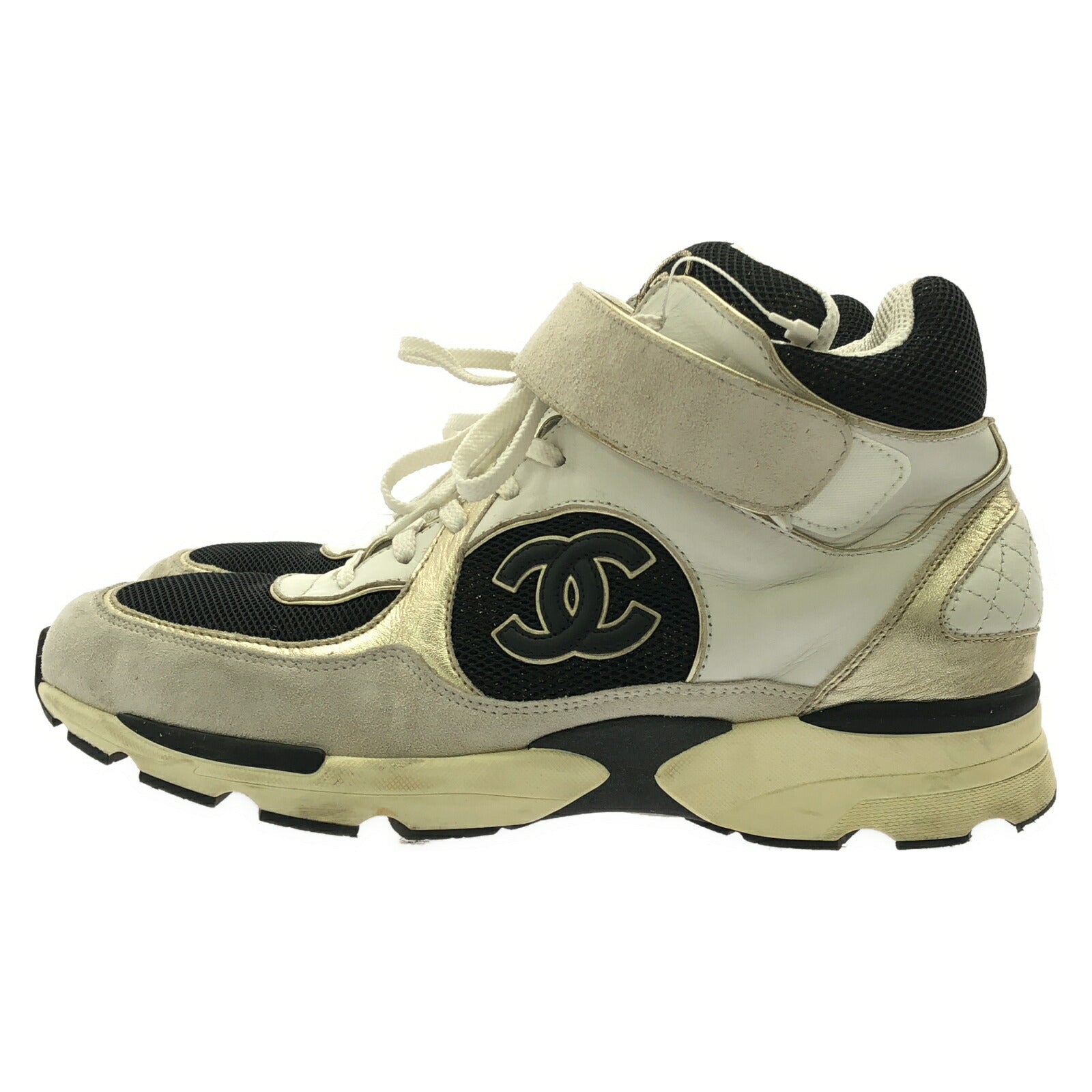 Chanel Sneaker