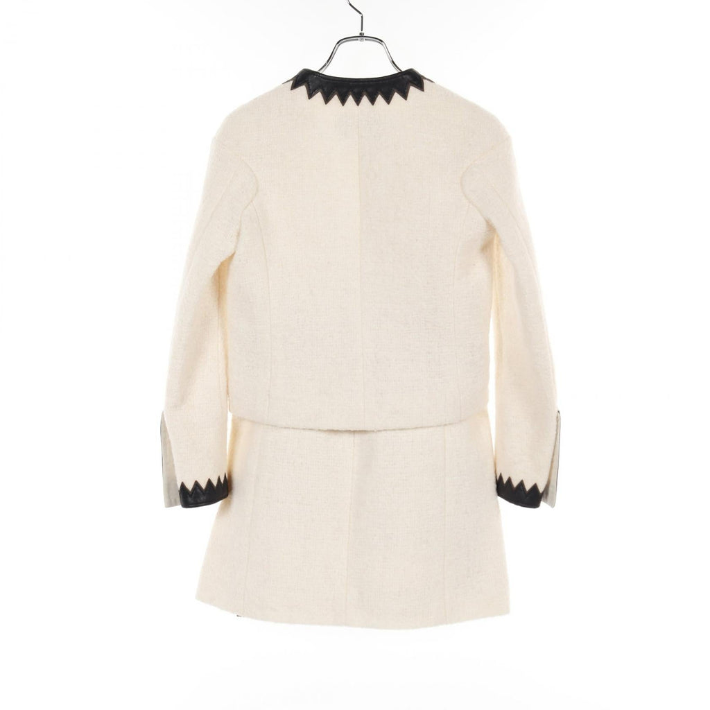 Chanel Pearl Button Wool Mohair Setup
