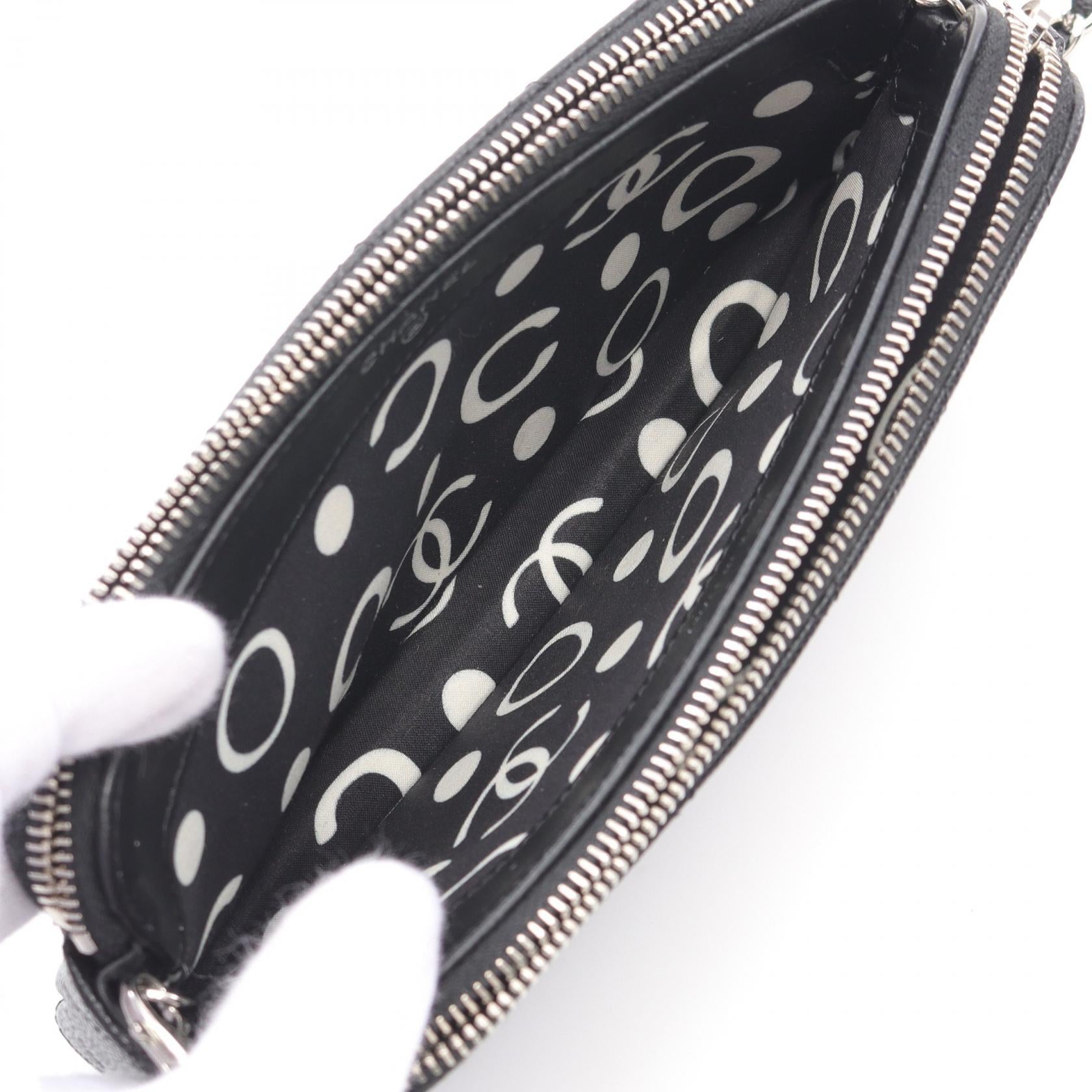 Chanel Matelassé Leather Shoulder Bag