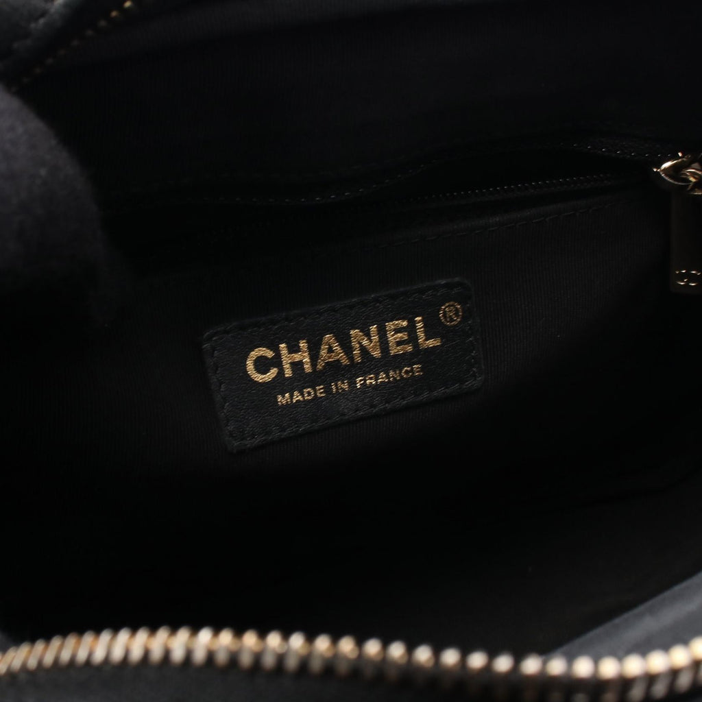 Chanel V-stitch Chevron Lambskin Shoulder Bag
