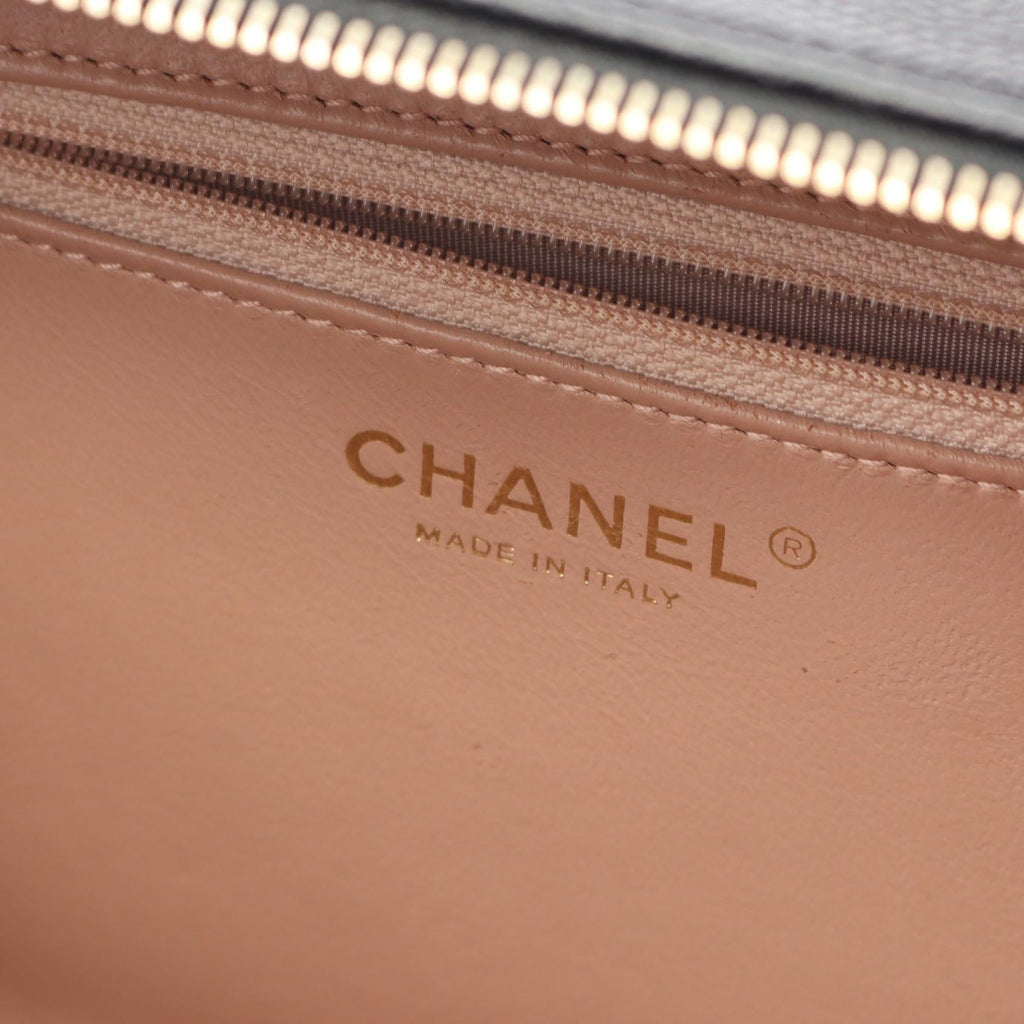 Chanel CC Filigree Matelassé Calf Shoulder Bag