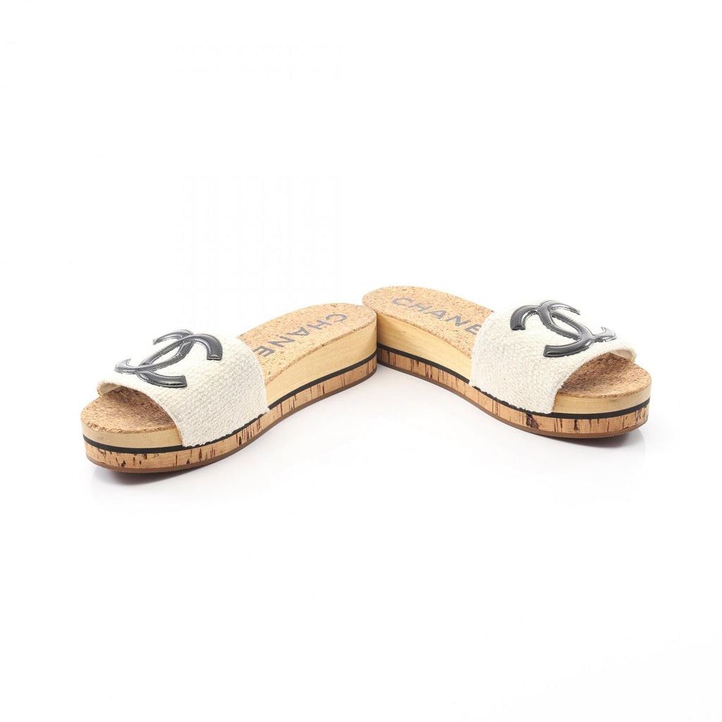 Chanel Coco Mark Fabric Patent Leather Mules
