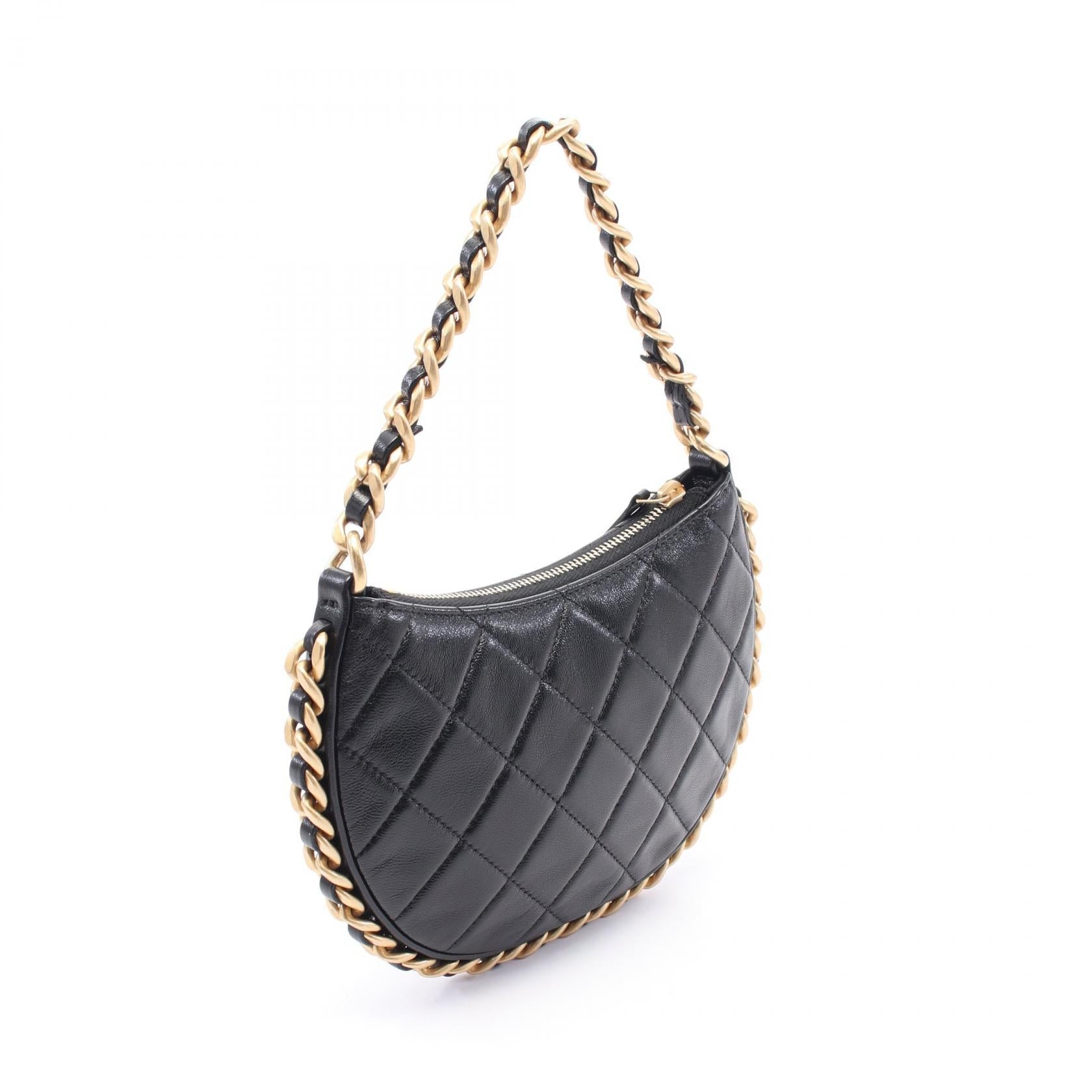 Chanel Matelassé Leather Shoulder Bag