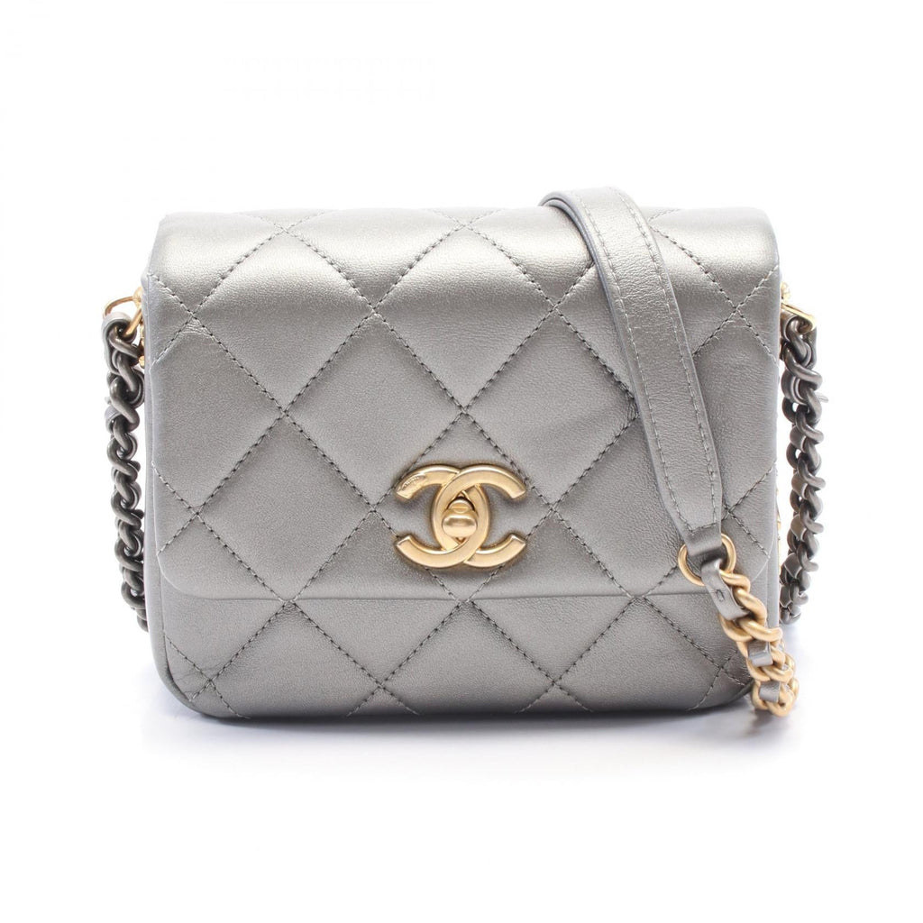 Chanel Matelassé Leather Shoulder Bag