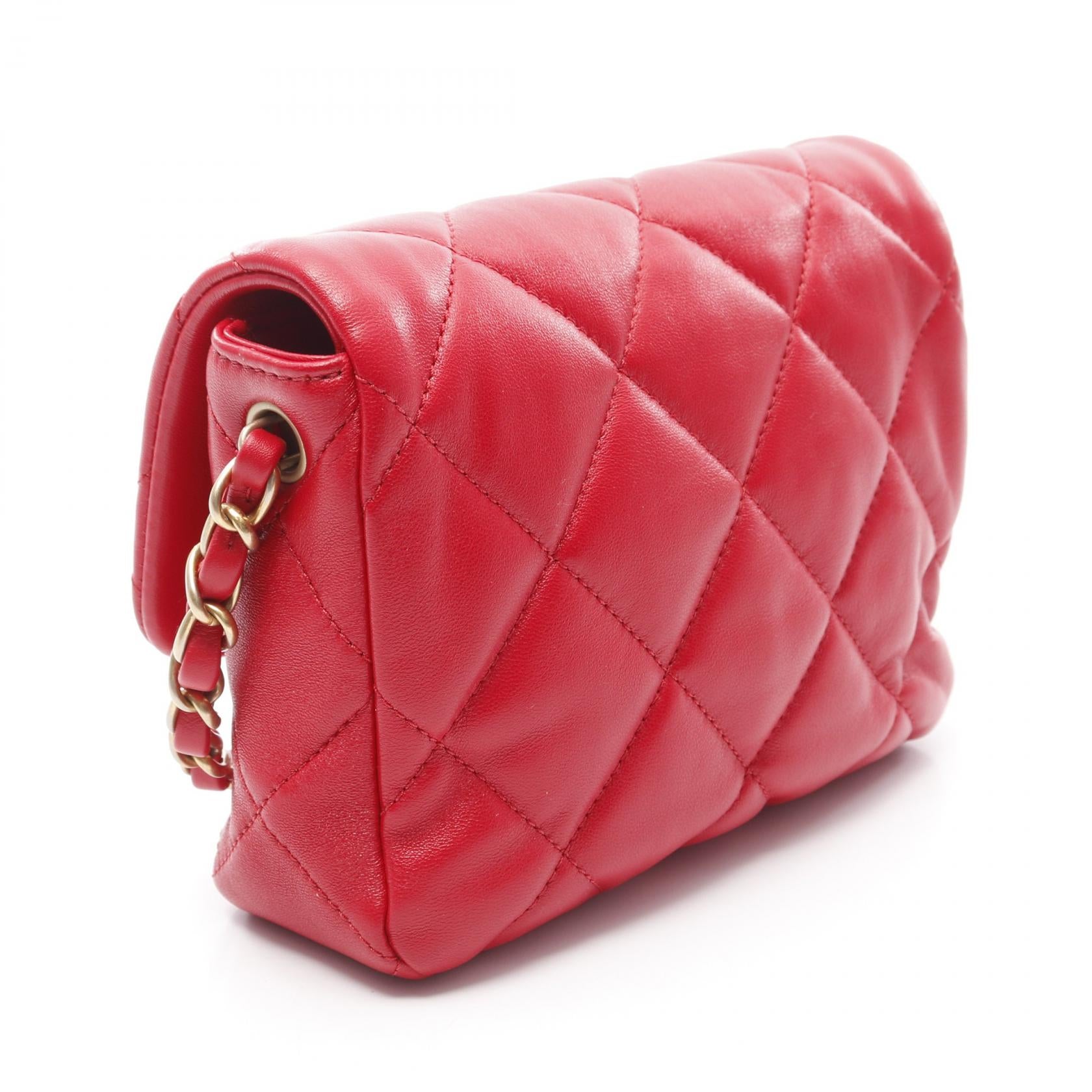 Chanel Matelassé Heart Lock Lambskin Shoulder Bag