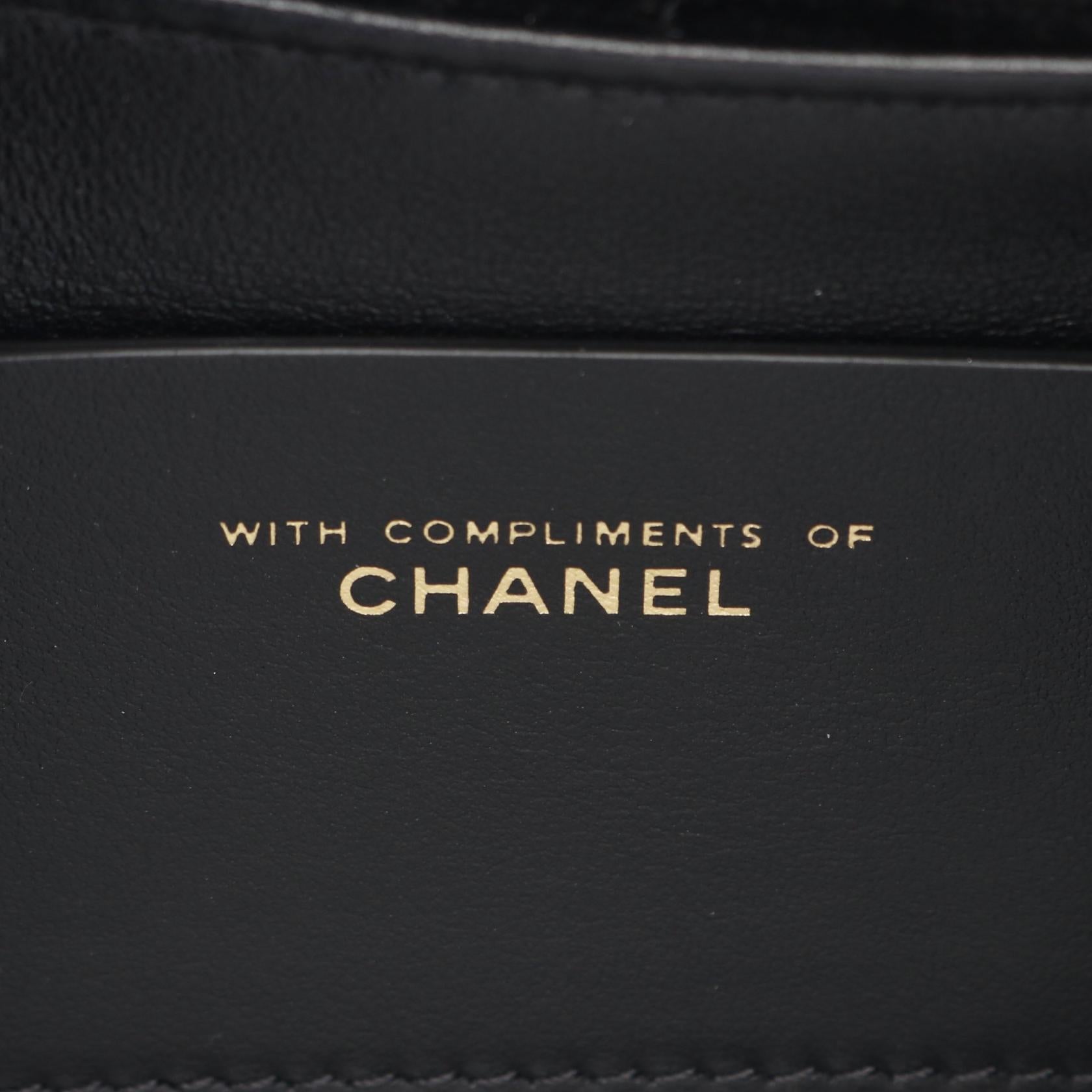 Chanel Matelassé Fabric Shoulder Bag
