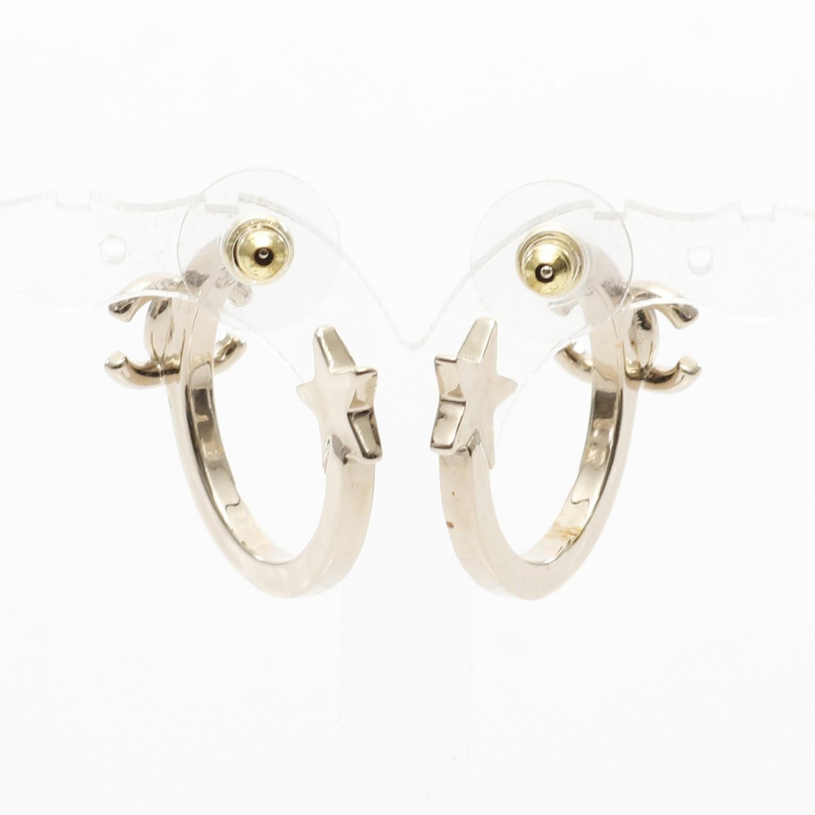 Chanel Coco Mark Star Earrings
