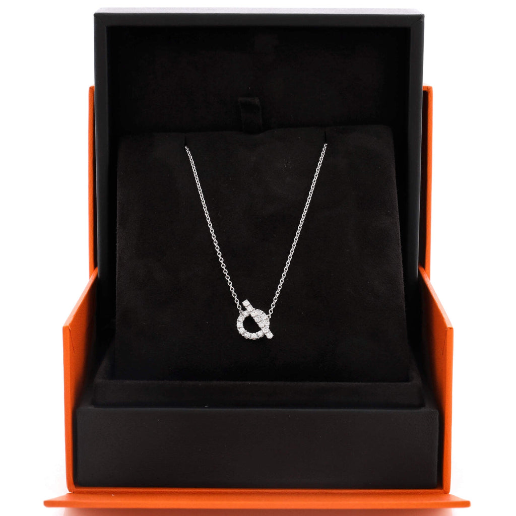 Finesse Pendant Necklace 18K White Gold and Diamonds