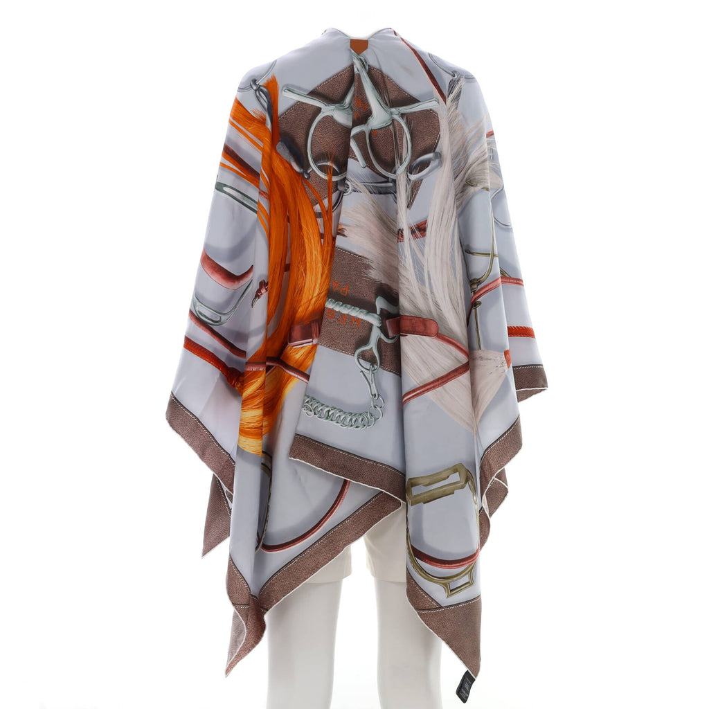 Women's Projets Carres Poncho Printed Silk