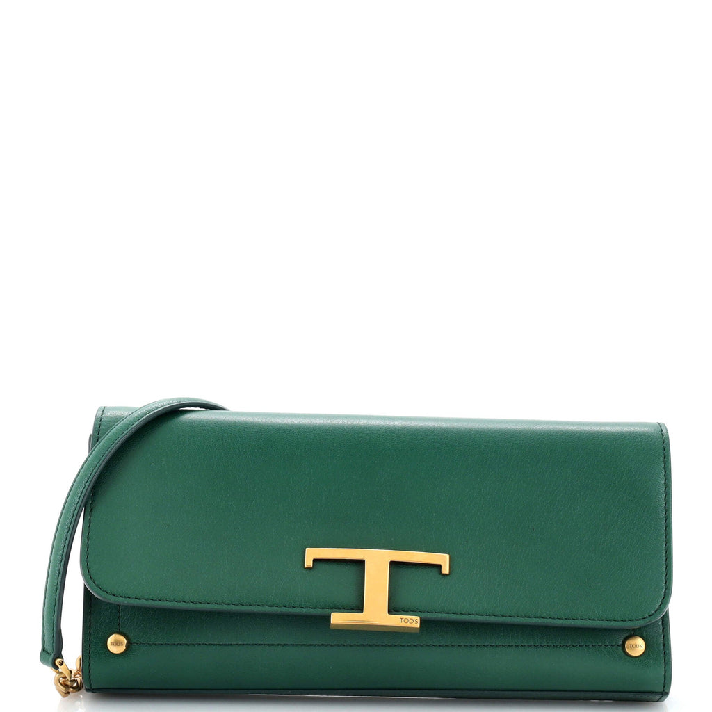 T Timeless Clutch on Chain Leather