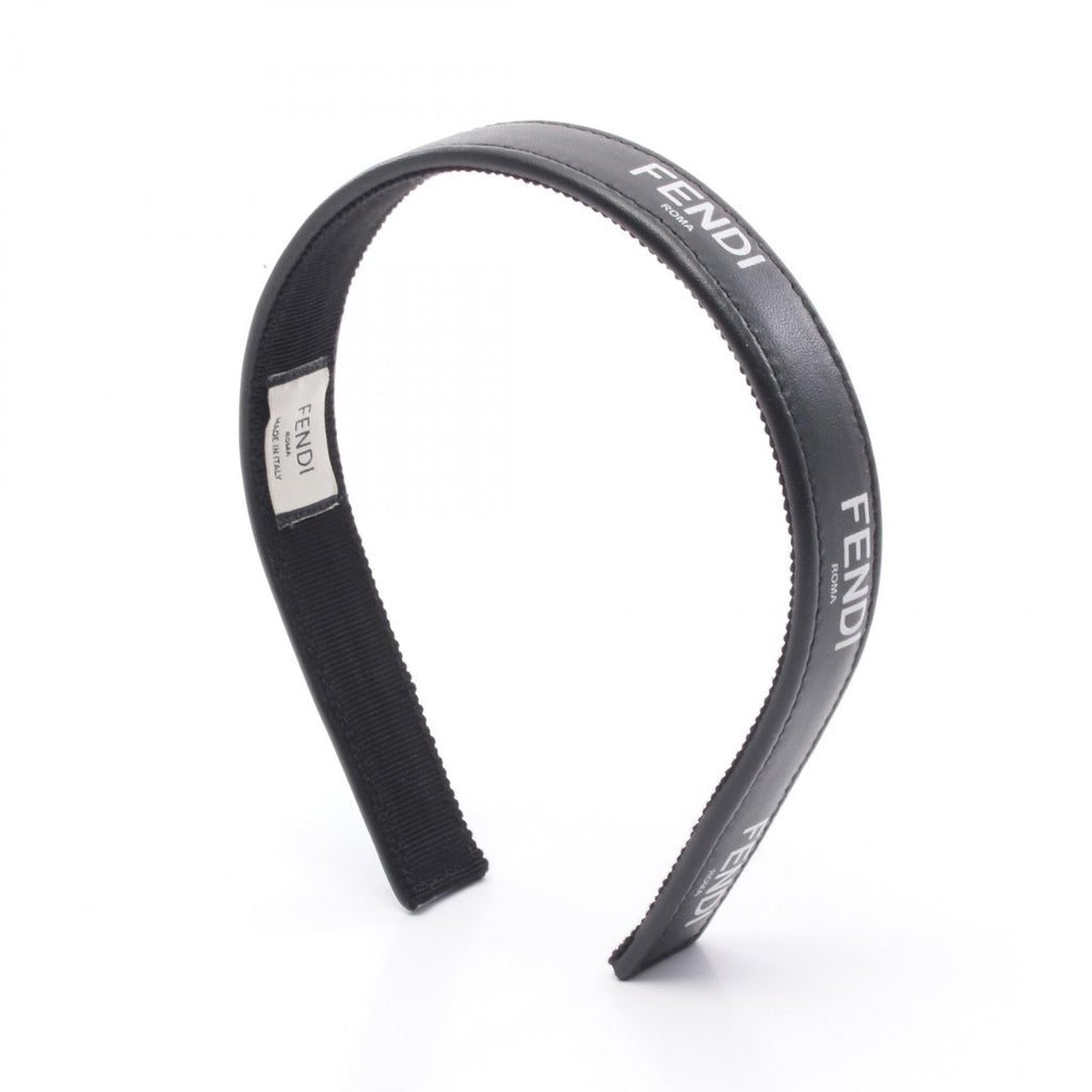 Fendi FXQ978 Leather Accessory