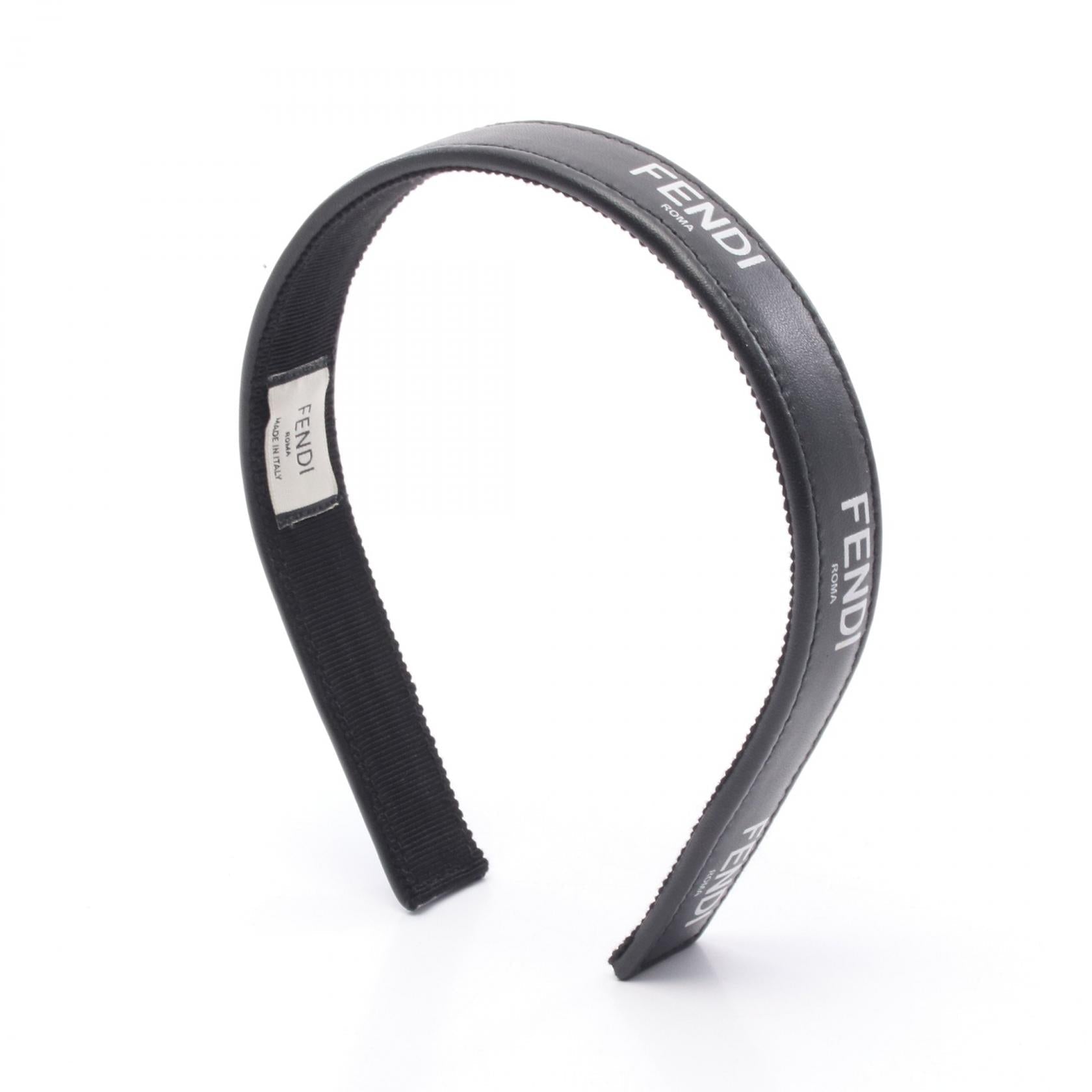 Fendi FXQ978 Leather Accessory