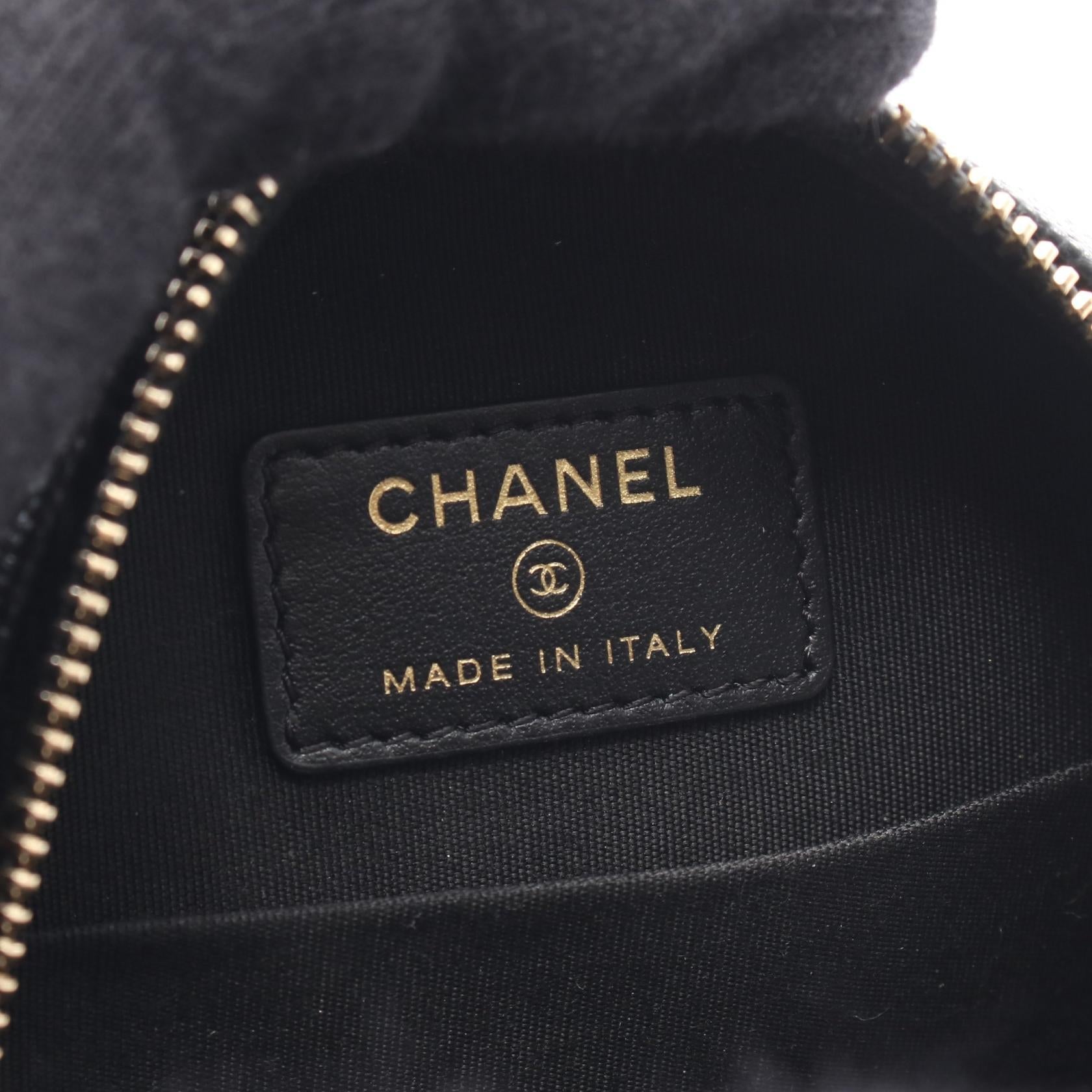 Chanel CC Filigree Calf Shoulder Bag