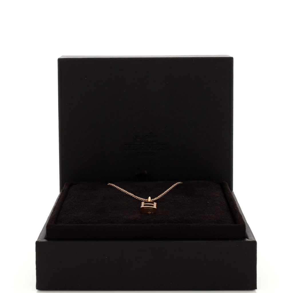 Amulettes Cadenas Pendant Necklace 18K Rose Gold with Diamonds