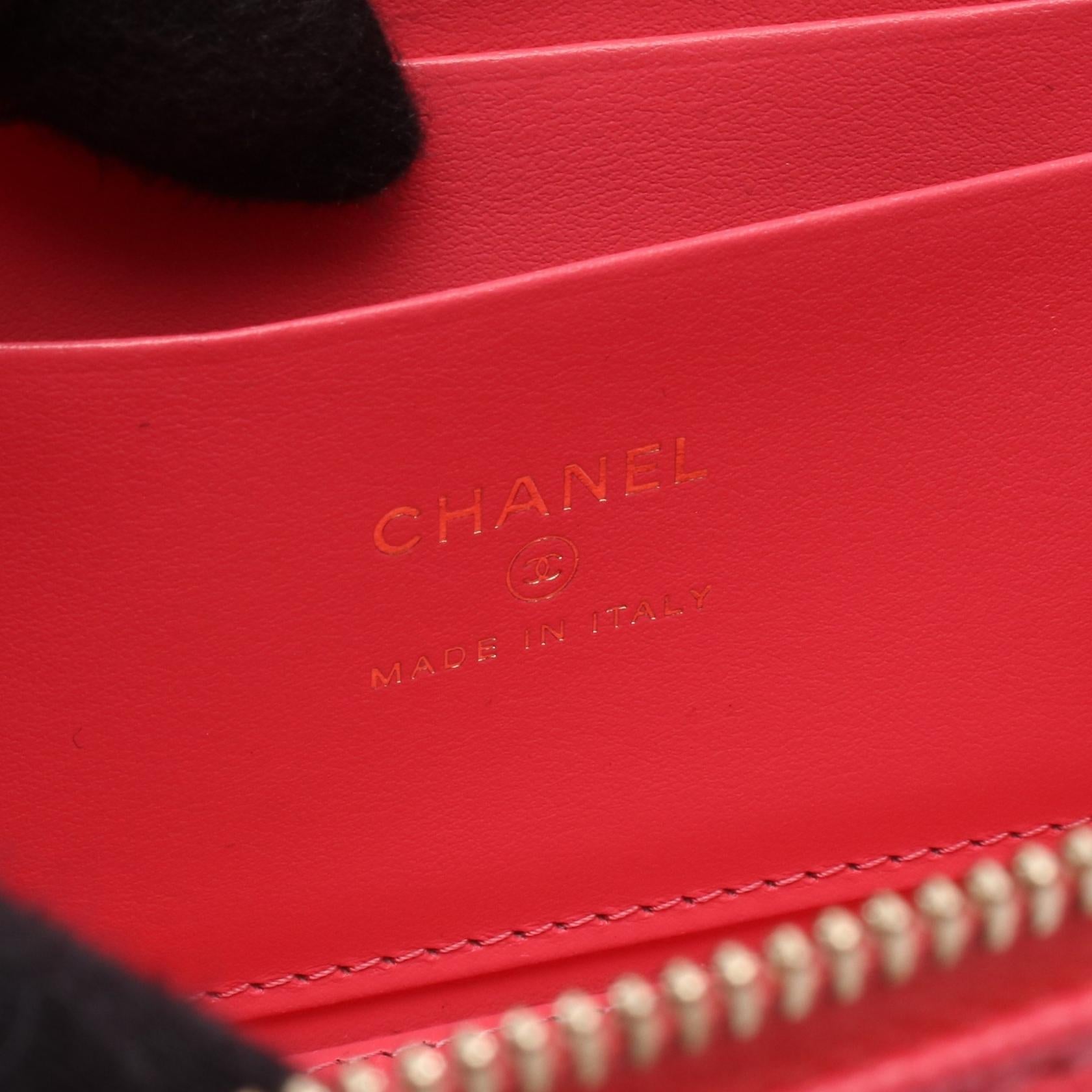 Chanel Matelasse Caviar Skin Shoulder Bag