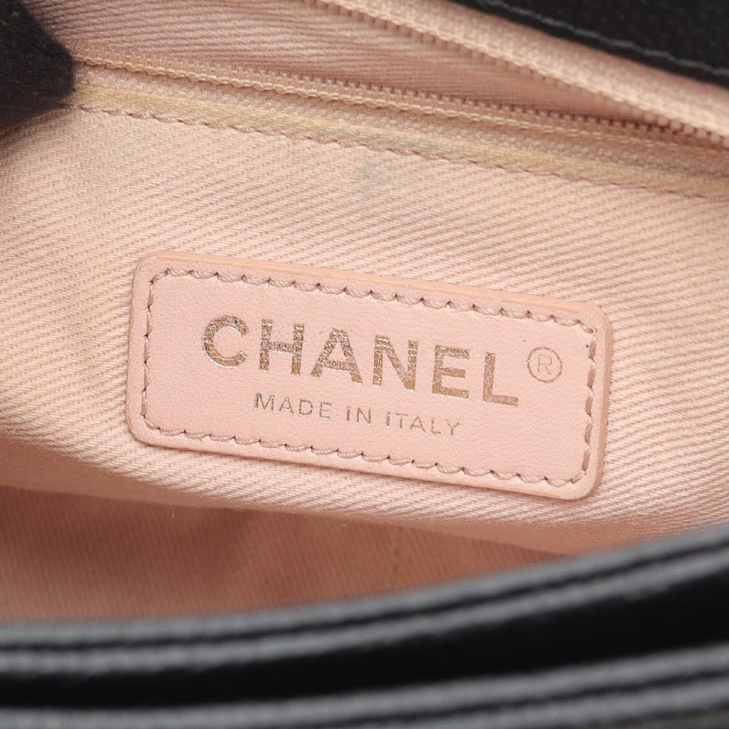 Chanel Matelasse Calf Shoulder Bag