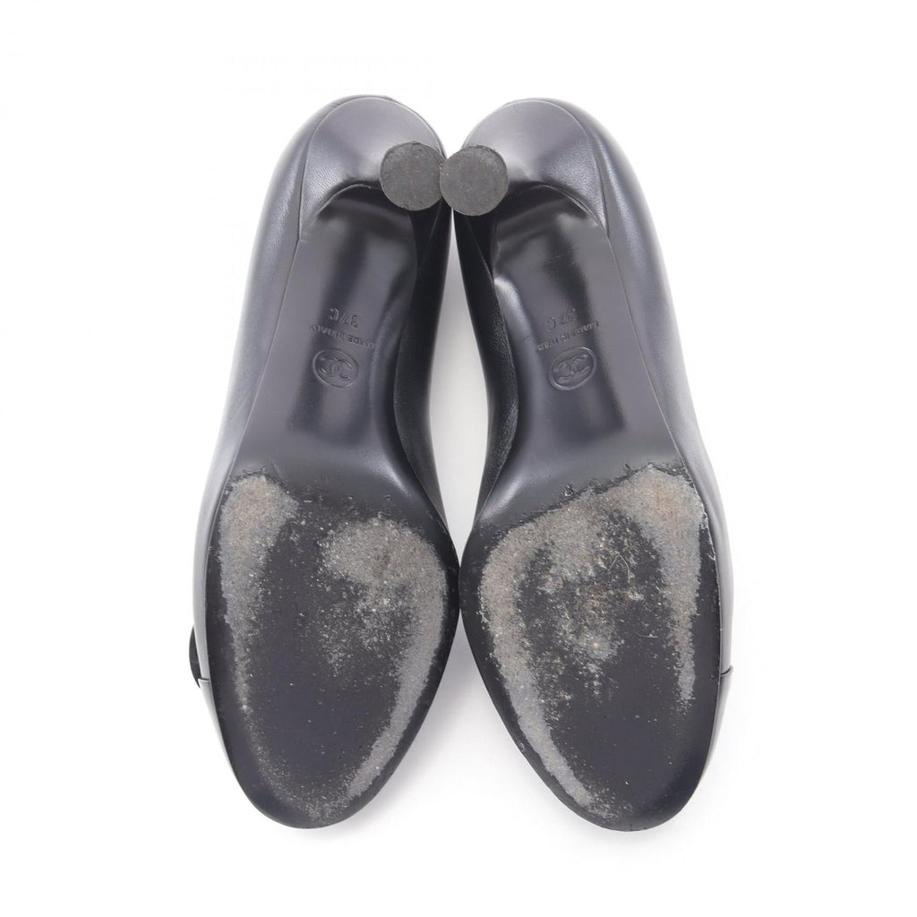 Chanel Coco Mark Camellia Patent Leather Pumps