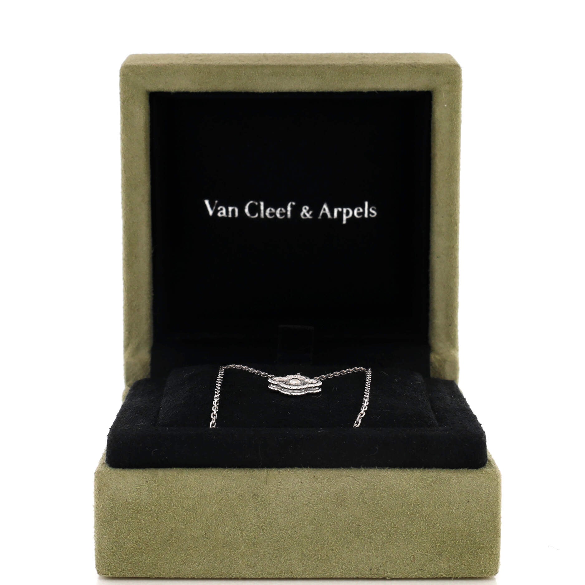 Sweet Alhambra Pendant Necklace 18K White Gold with Diamonds