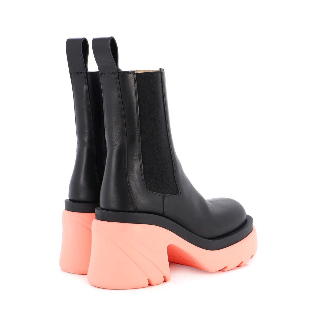 Women's The Flash Chelsea Boots Leather