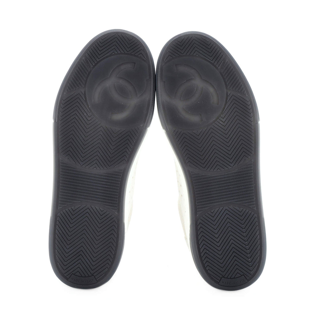 Women's Logo Low-Top Sneakers Suede