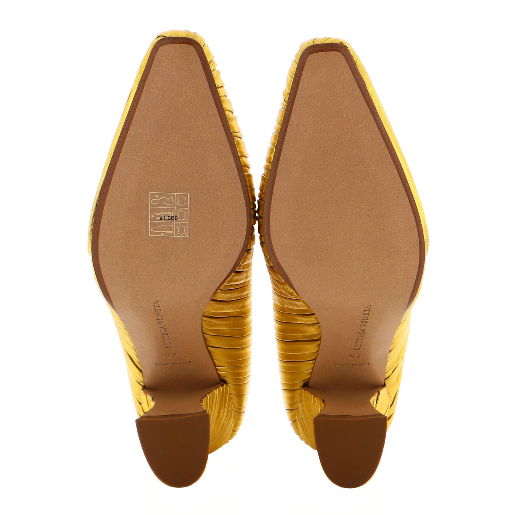Women's Folded Almond Pumps Lame