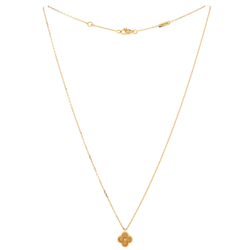 Sweet Alhambra Pendant Necklace 18K Yellow Gold