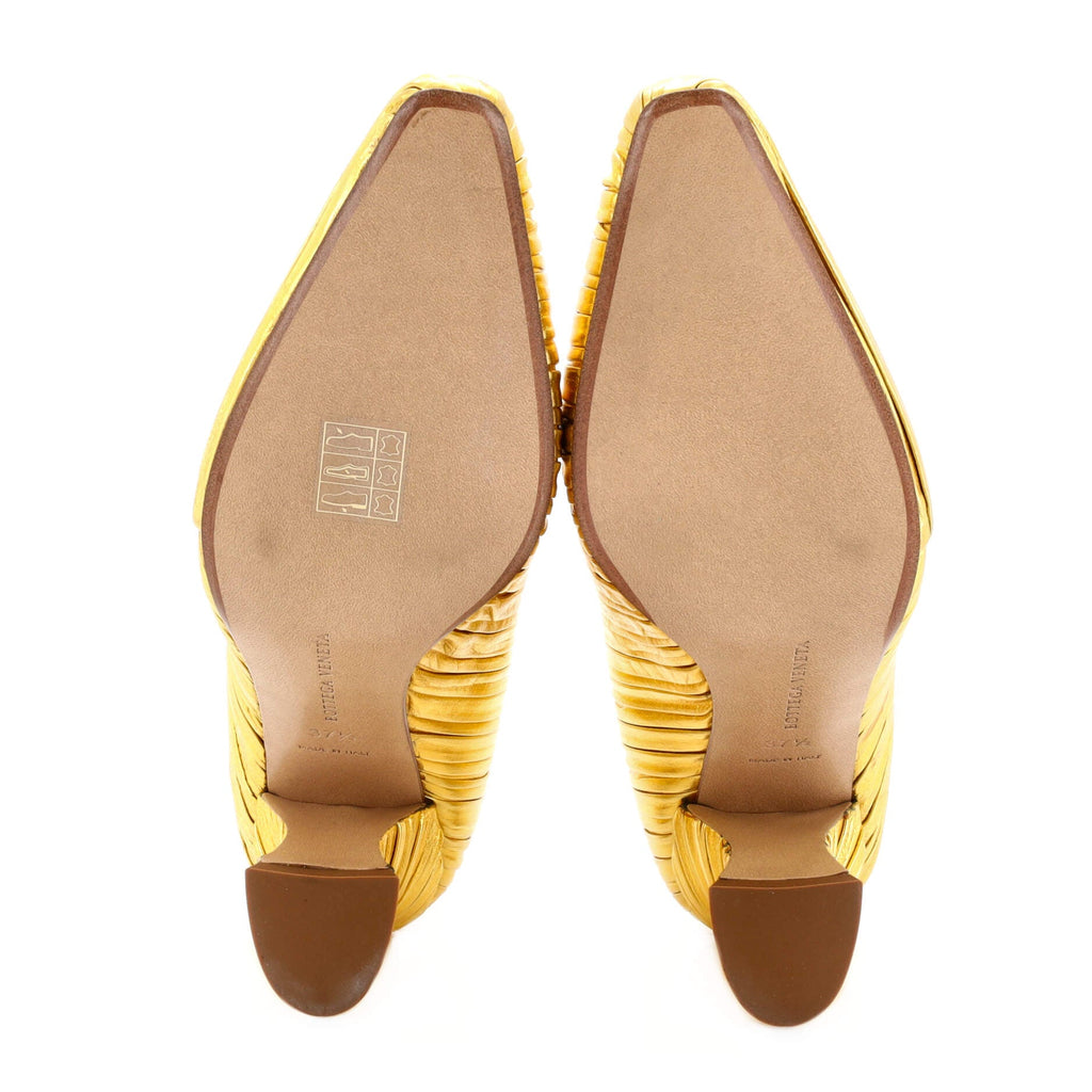 Women's Folded Almond Pumps Lame