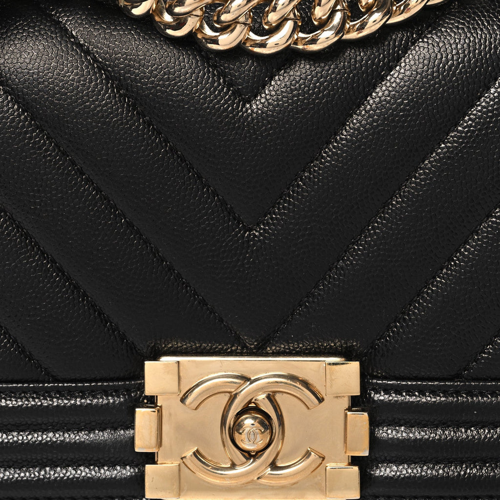 Caviar Chevron Quilted Small Boy Flap Black