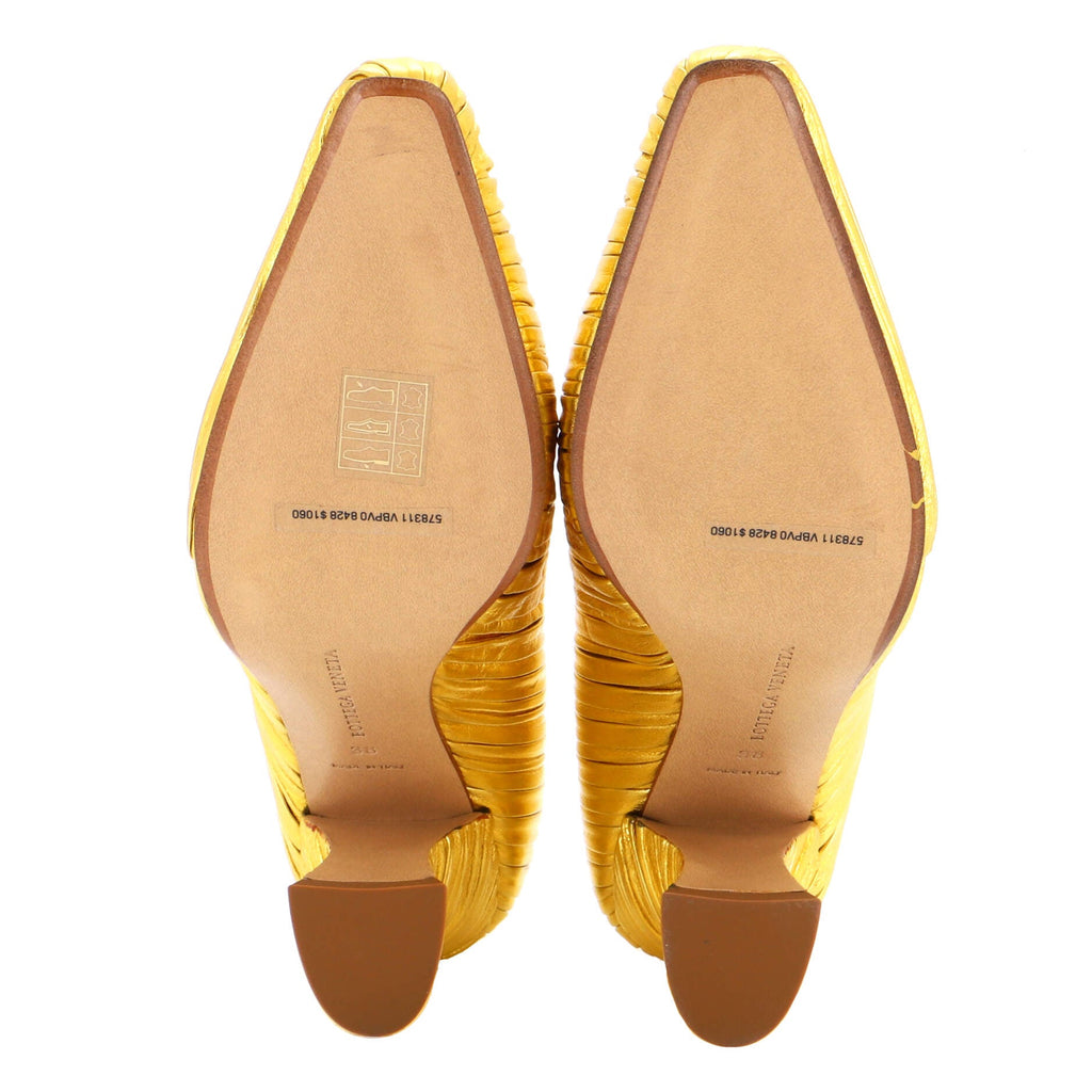 Women's Folded Almond Pumps Lame