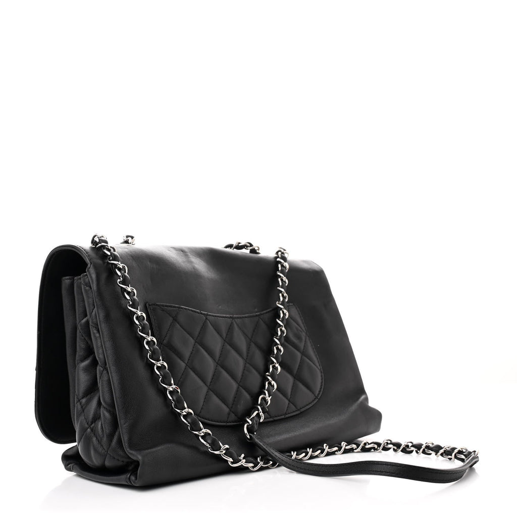Calfskin Jumbo Tramezzo Flap Black