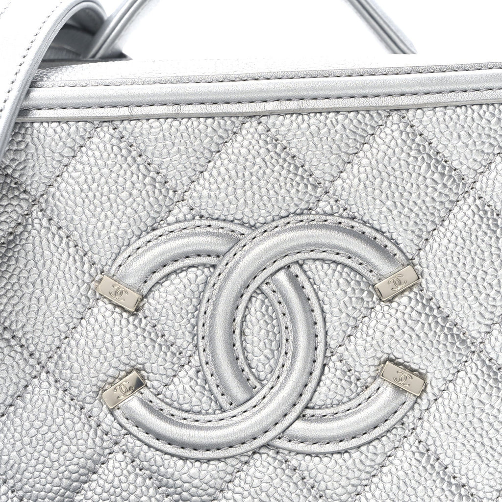 Metallic Caviar Quilted Small CC Filigree Vanity Case Silver