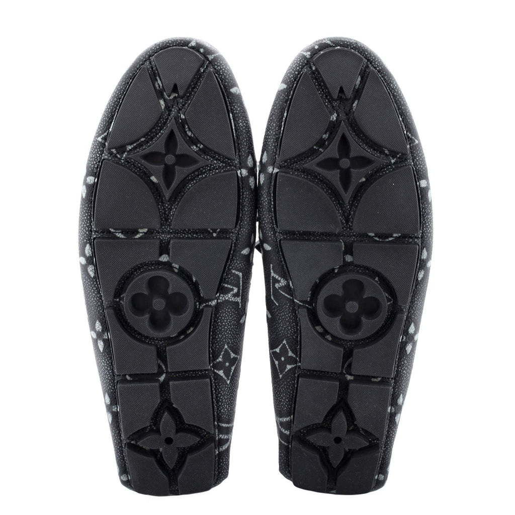 Men's LV Driver Moccasin Loafers Embossed Monogram Leather