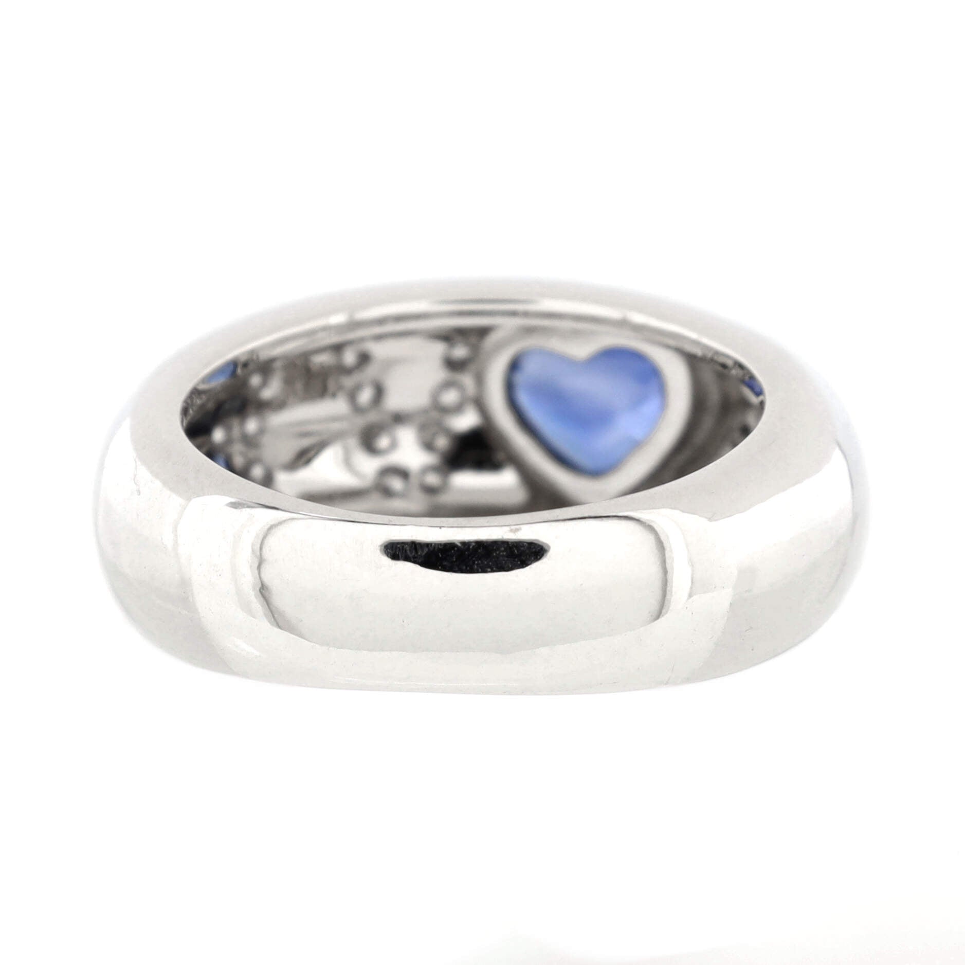 Love Ring 18K White Gold with Blue Sapphire and Diamonds