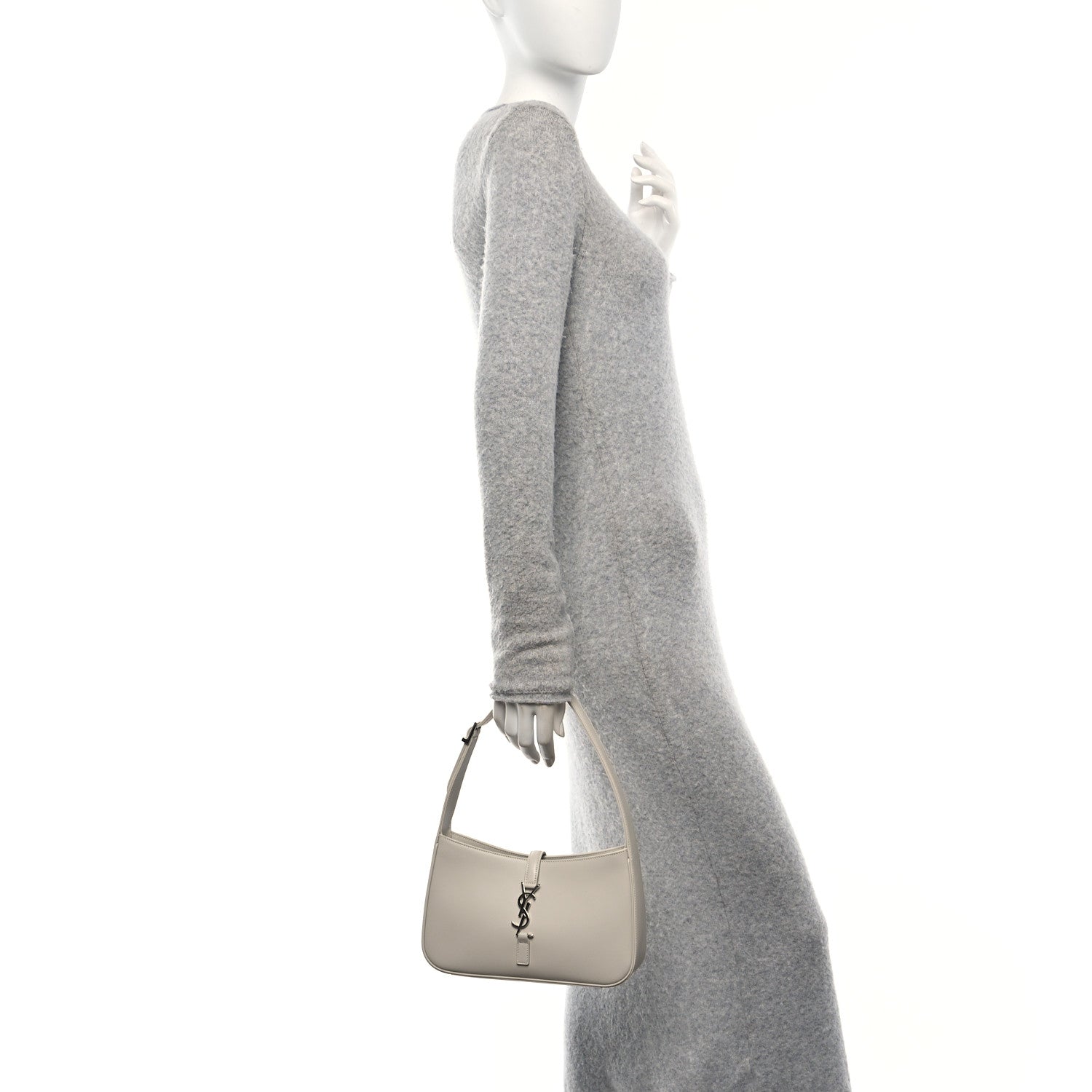 Smooth Calfskin Le 5 A 7 Hobo Crema Soft