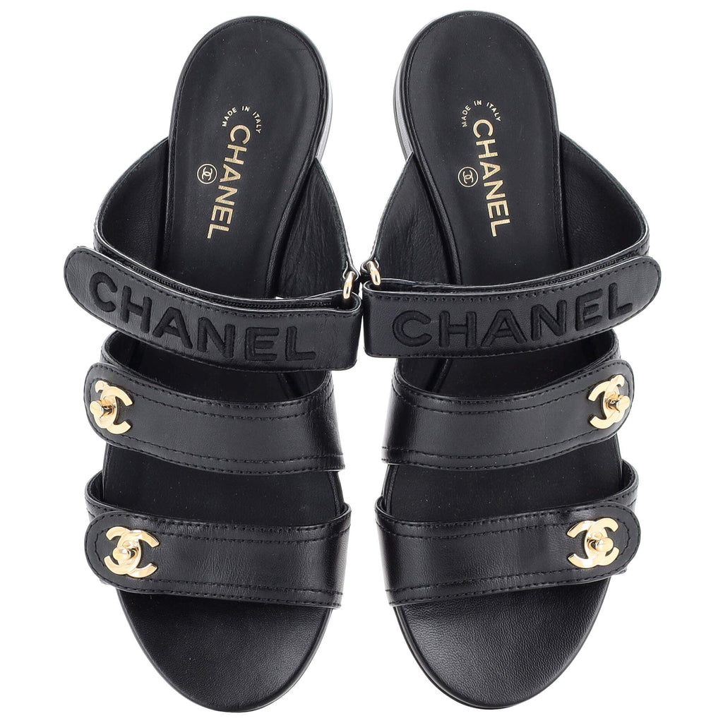 Women's Turnlock CC Logo Sandals Leather