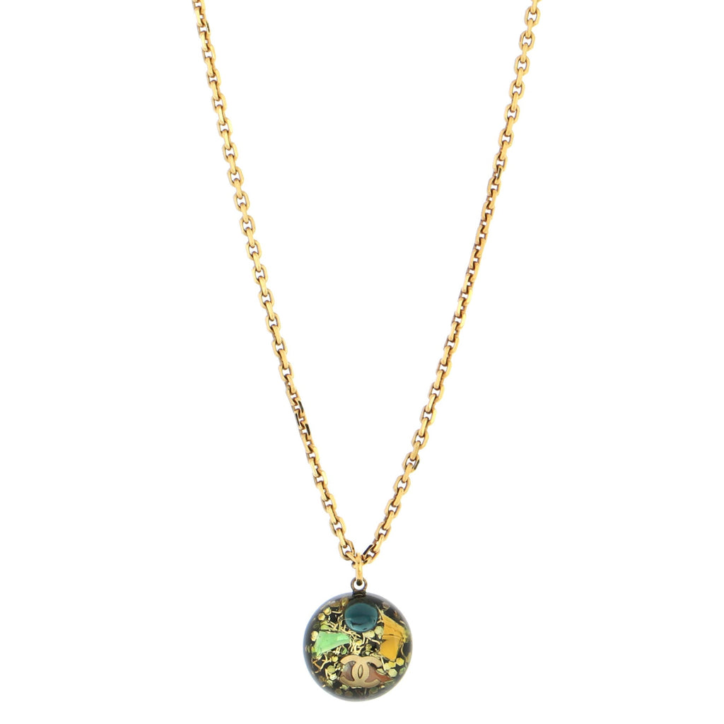 CC Round Pendant Chain Necklace Metal with Resin