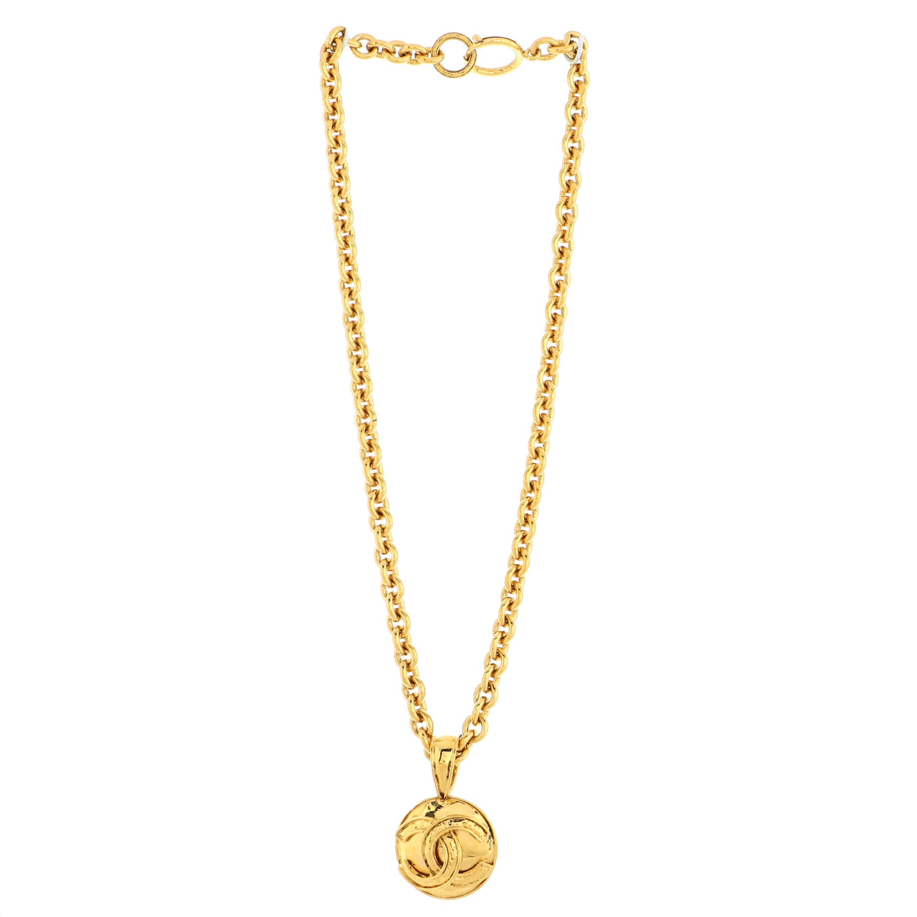 Vintage CC Round Pendant Necklace Metal