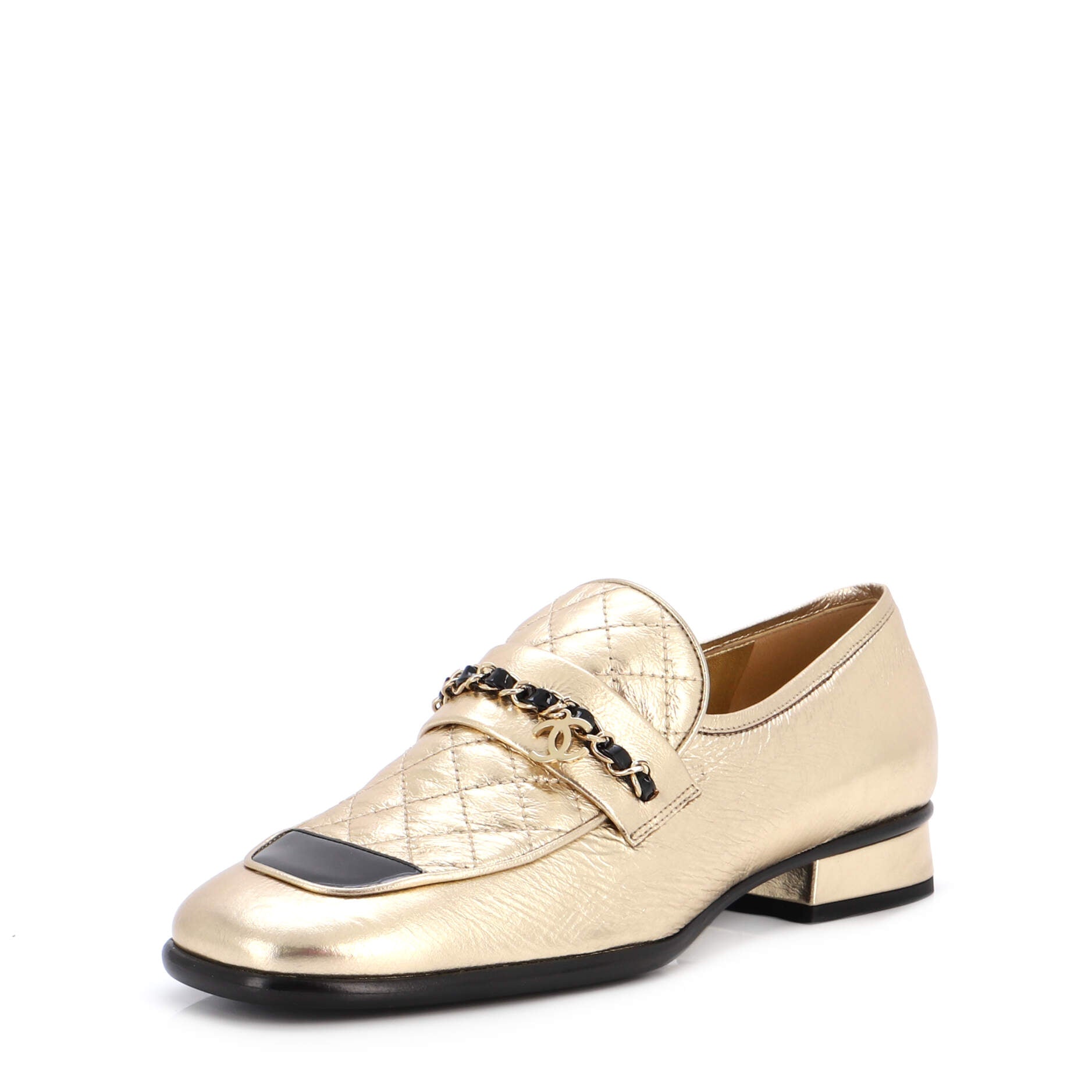 Women's CC Chain Loafers Leather with Quilted Detail