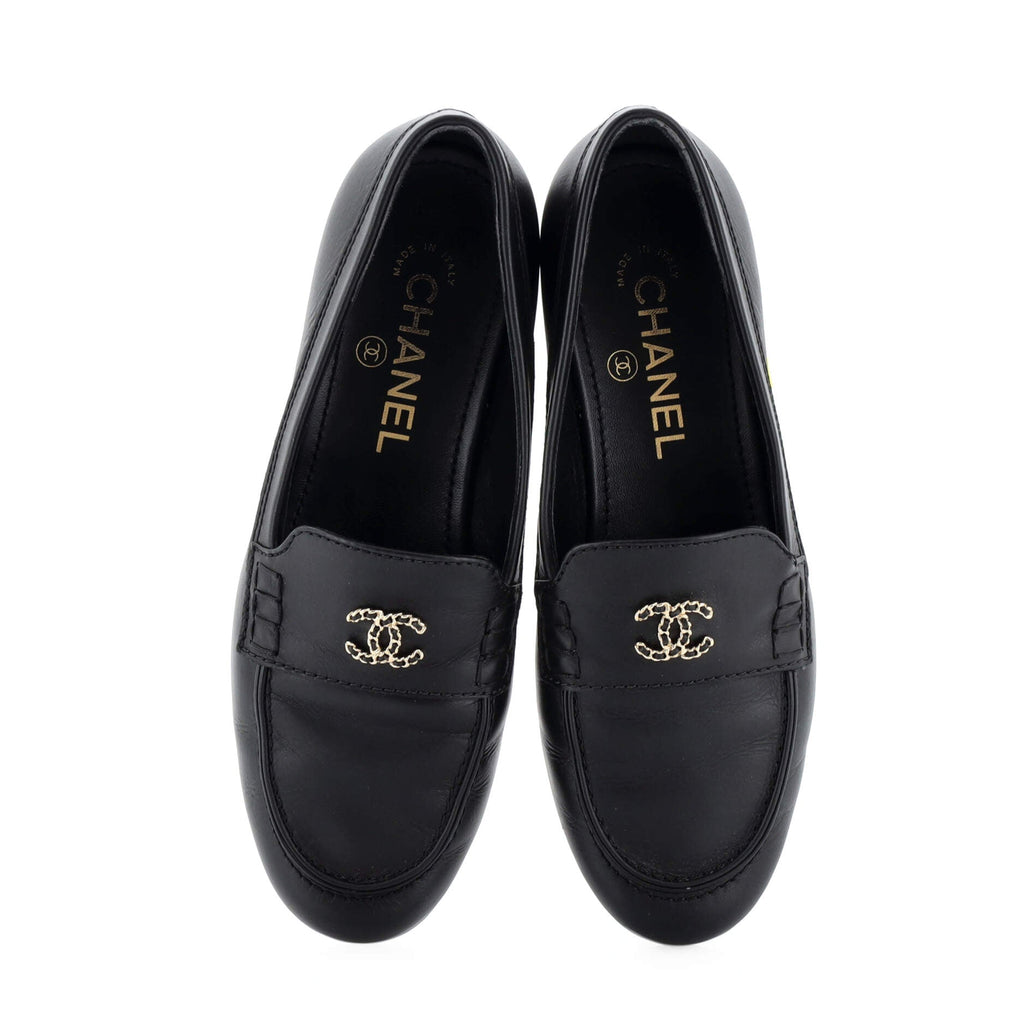 Women's CC Chain Mocassin Loafers Leather