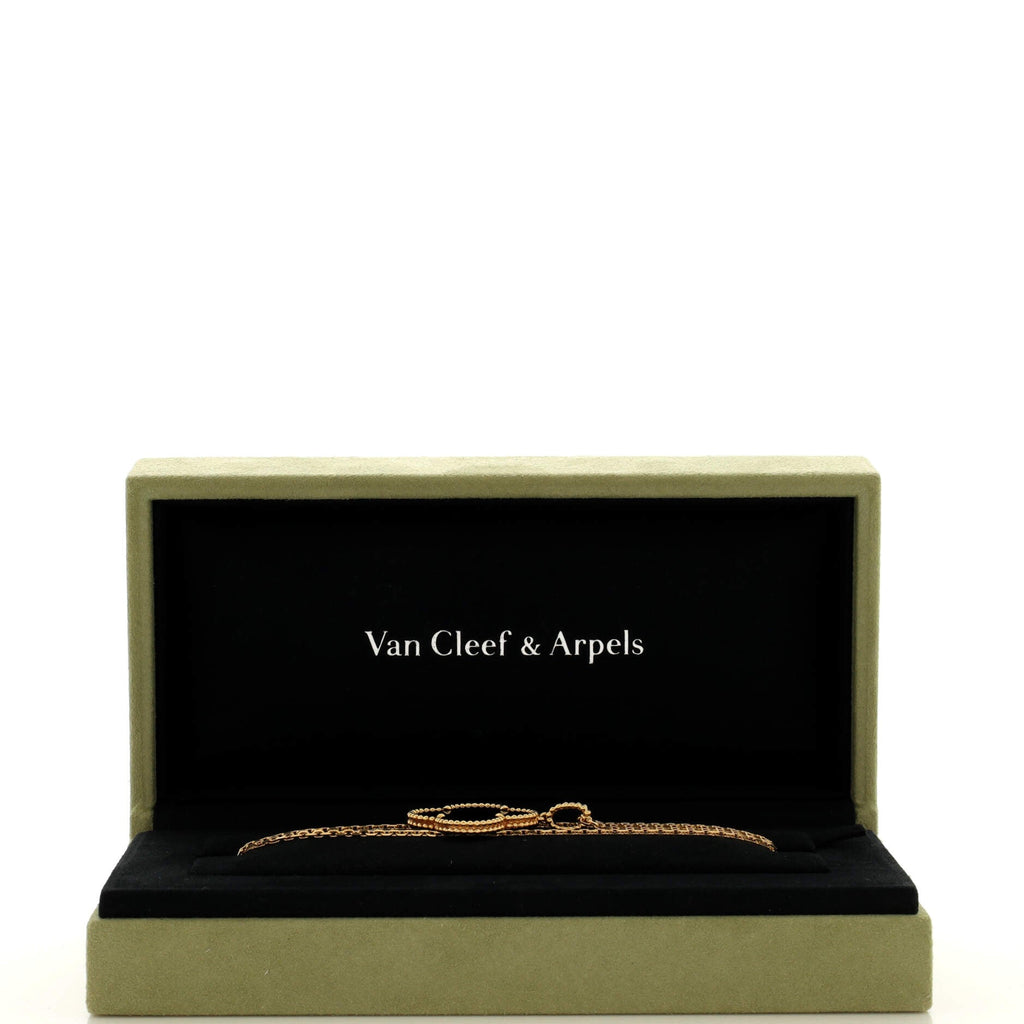 Magic Alhambra Pendant Necklace 18K Yellow Gold and Onyx